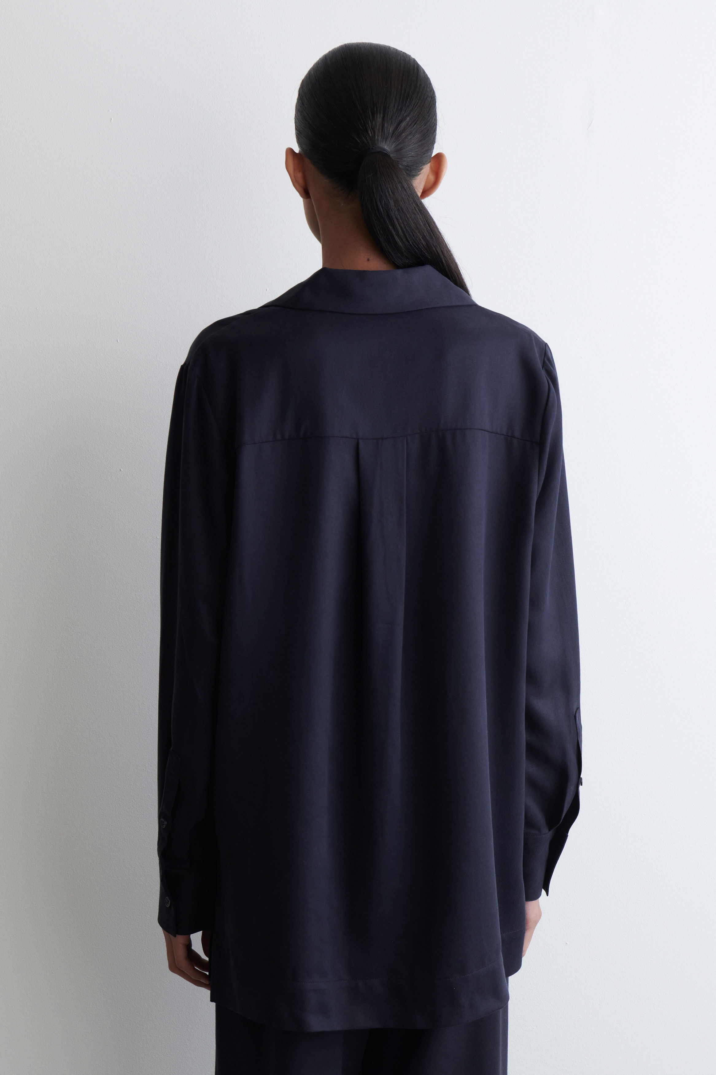 OPEN-COLLAR SHIRT - NAVY | COS