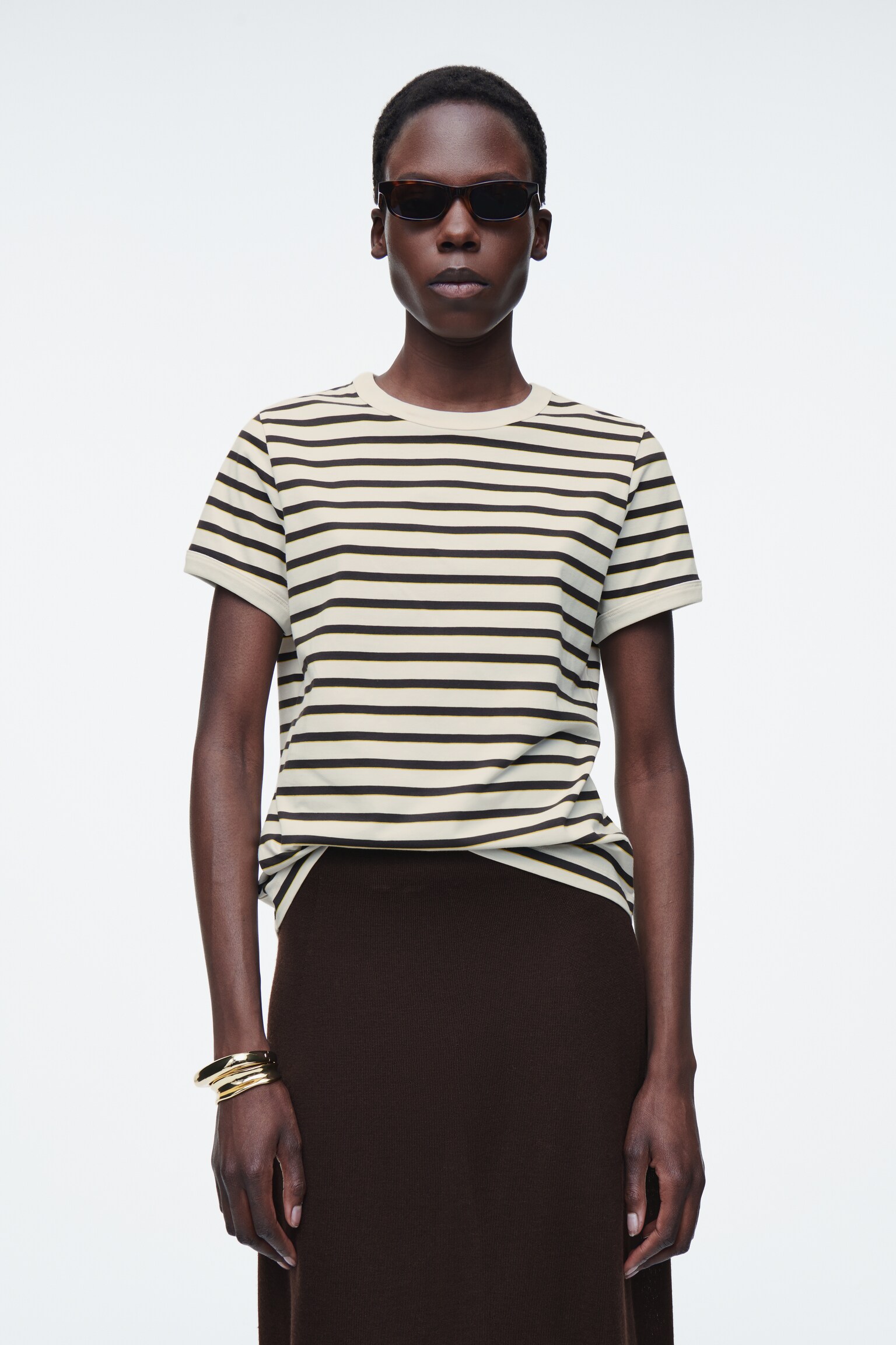T-SHIRT RINGER COURT - BLANC / RAYURES/BORDEAUX / CRÈME/MARINE / BLANC/BLANC / BRUN/NOIR