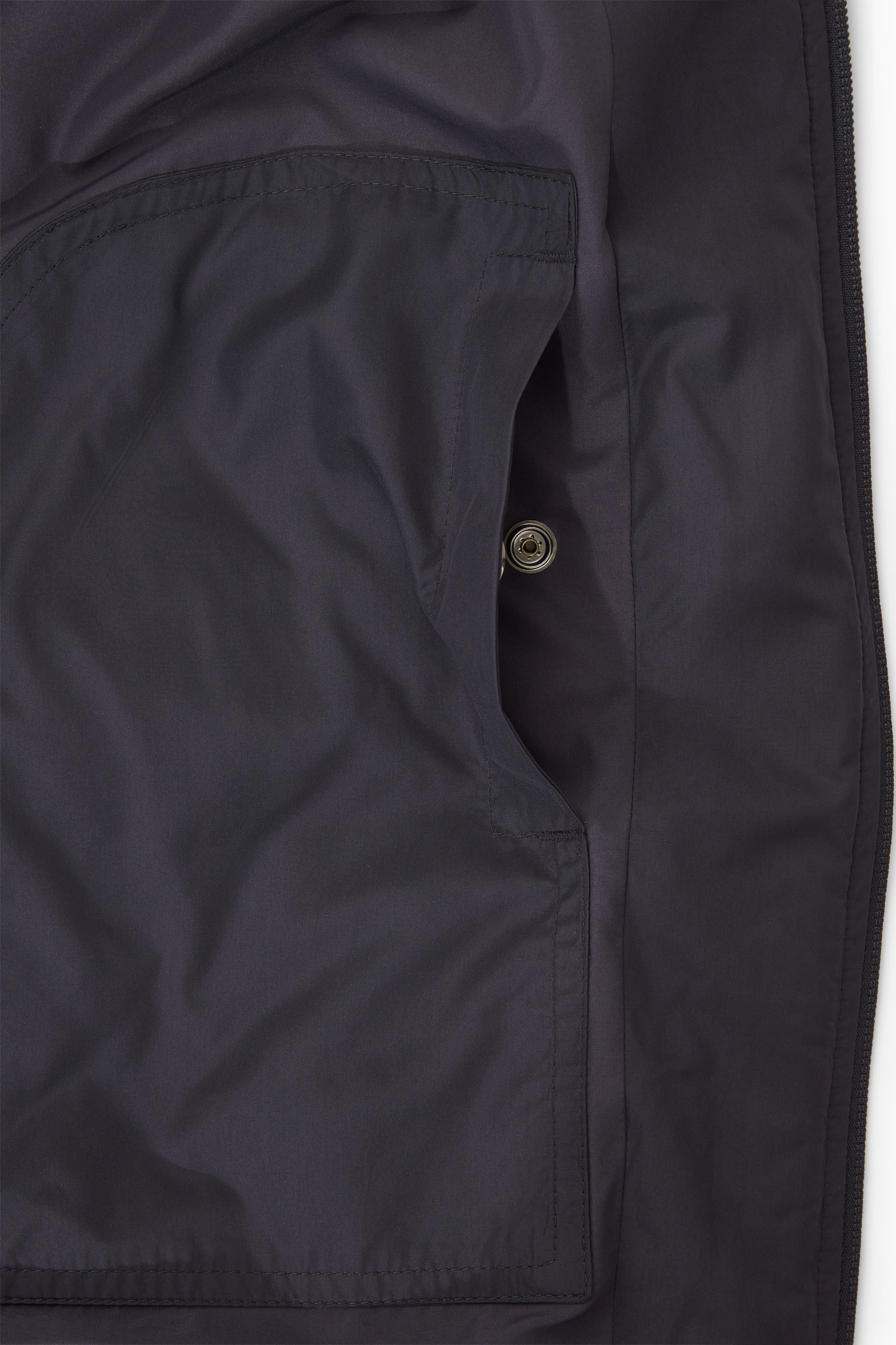 StillMedia/DescriptiveDetail