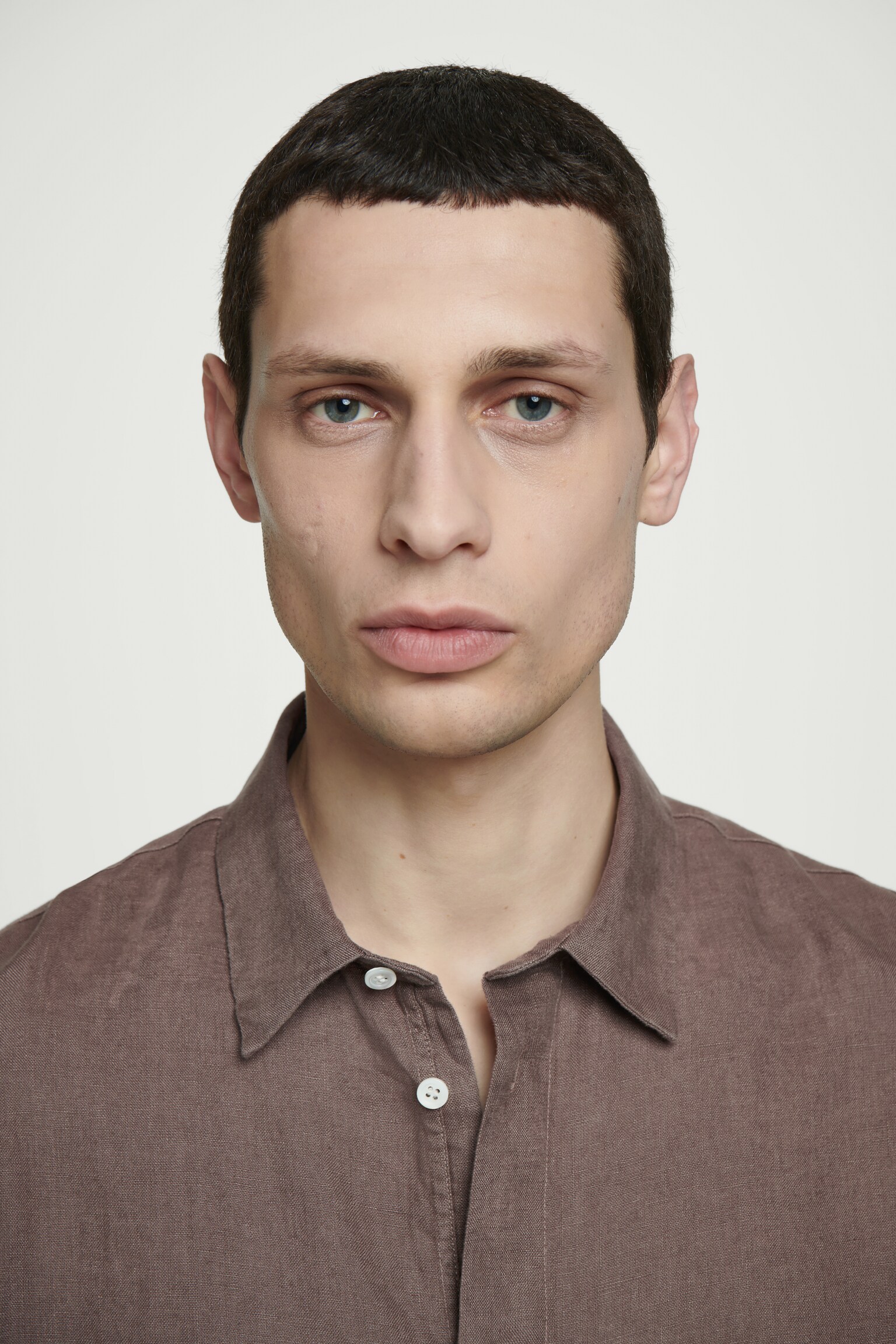 CHEMISE DÉCONTRACTÉE EN LIN - TAUPE/BLANC/BEIGE / RAYÉ/BLEU MARINE/ABRICOT / RAYURES - 7