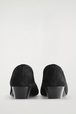 SUEDE HEELED BALLERINAS — BLACK 1