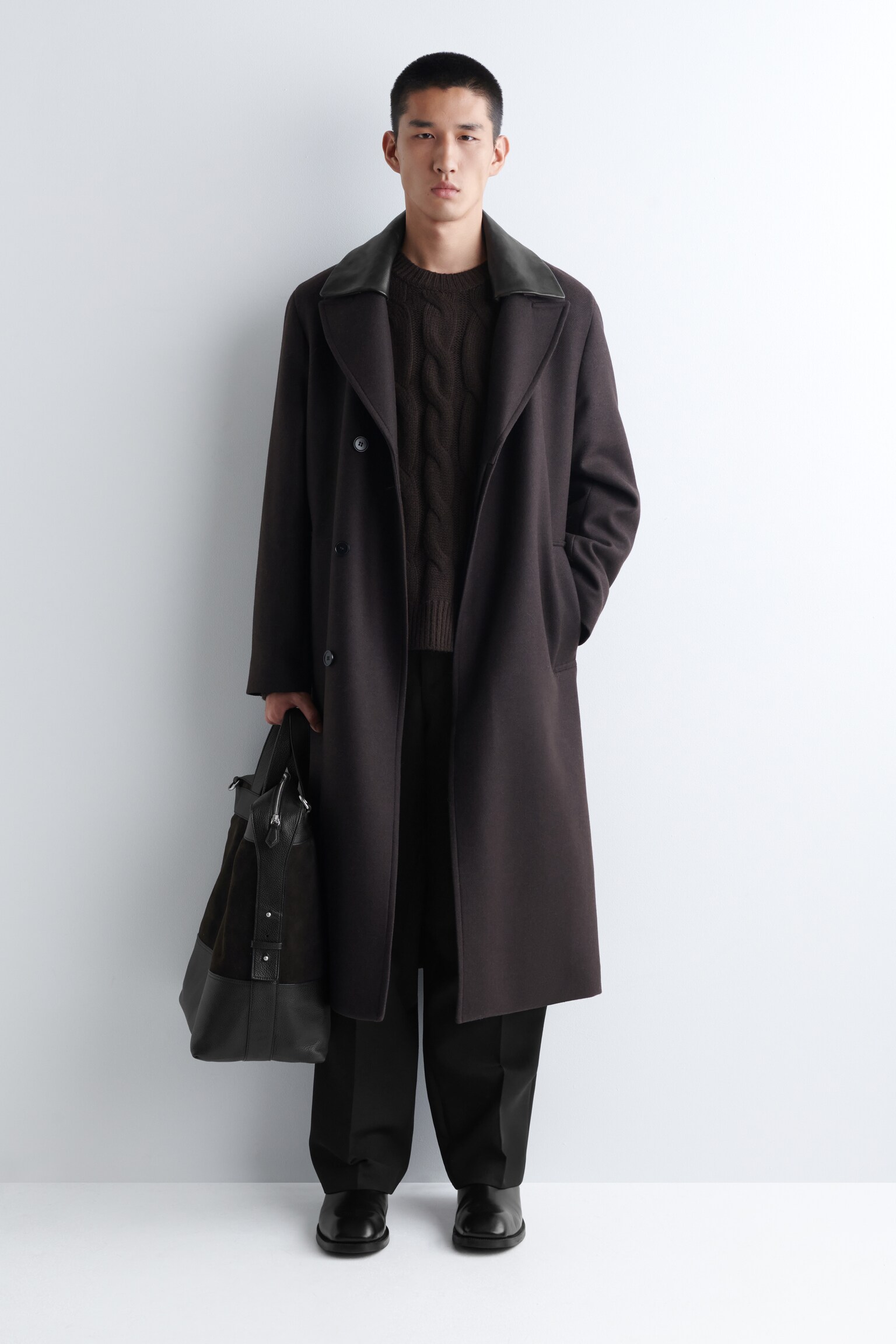 CABLE-KNIT WOOL CREW-NECK JUMPER - TMAVOHNEDÁ - 3