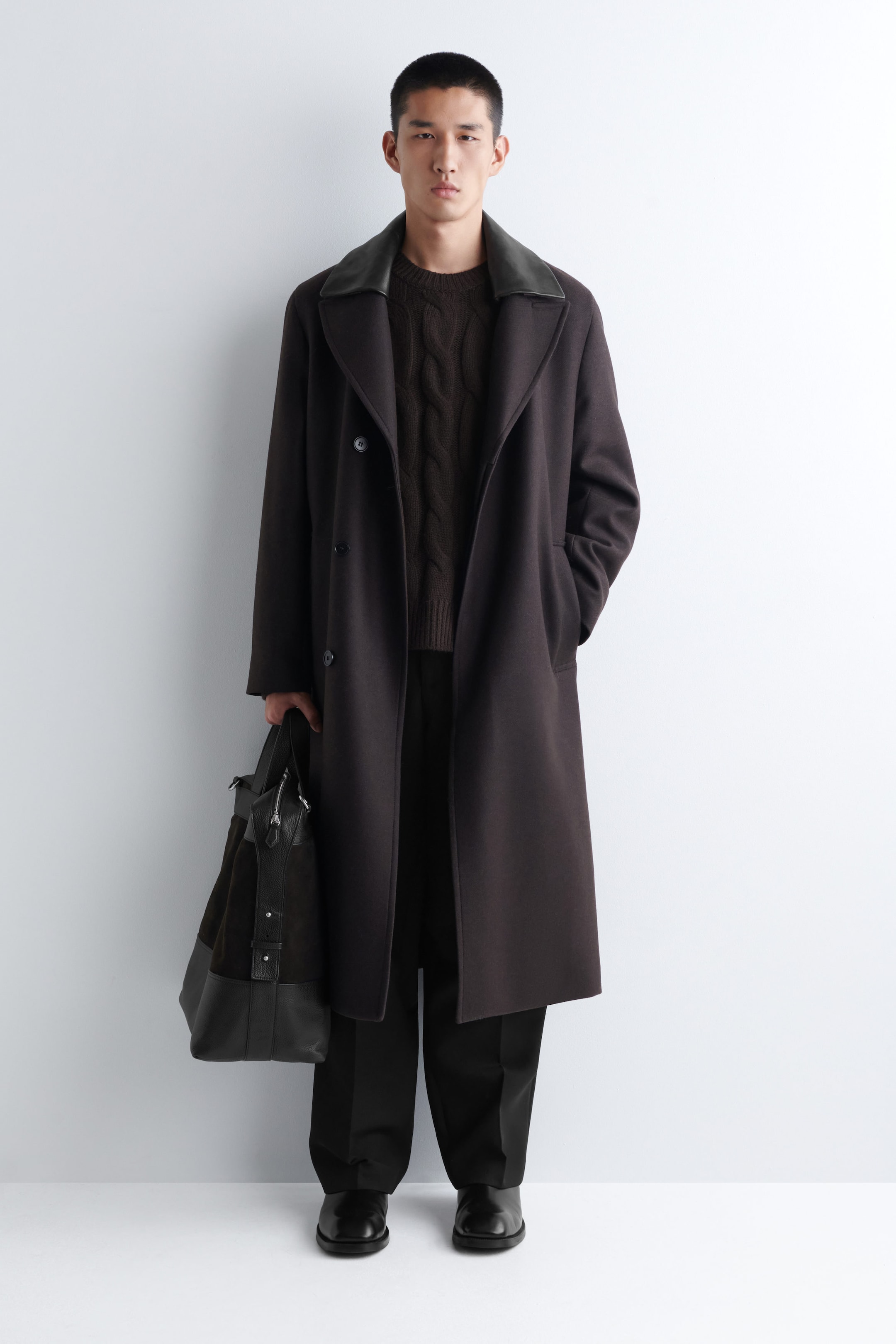 CABLE-KNIT WOOL CREW-NECK SWEATER