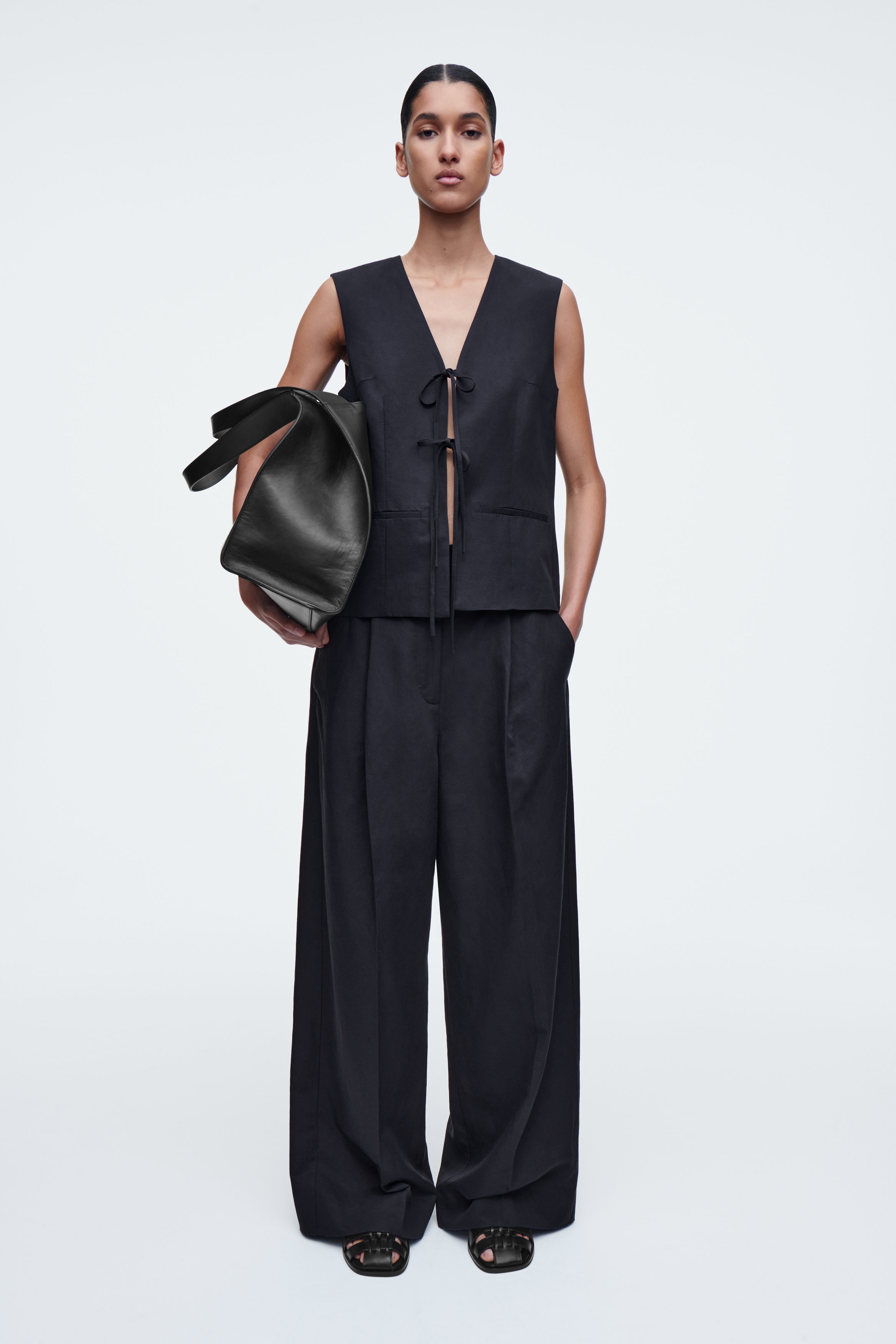RELAXED LINEN-BLEND WIDE-LEG PANTS - NAVY | COS