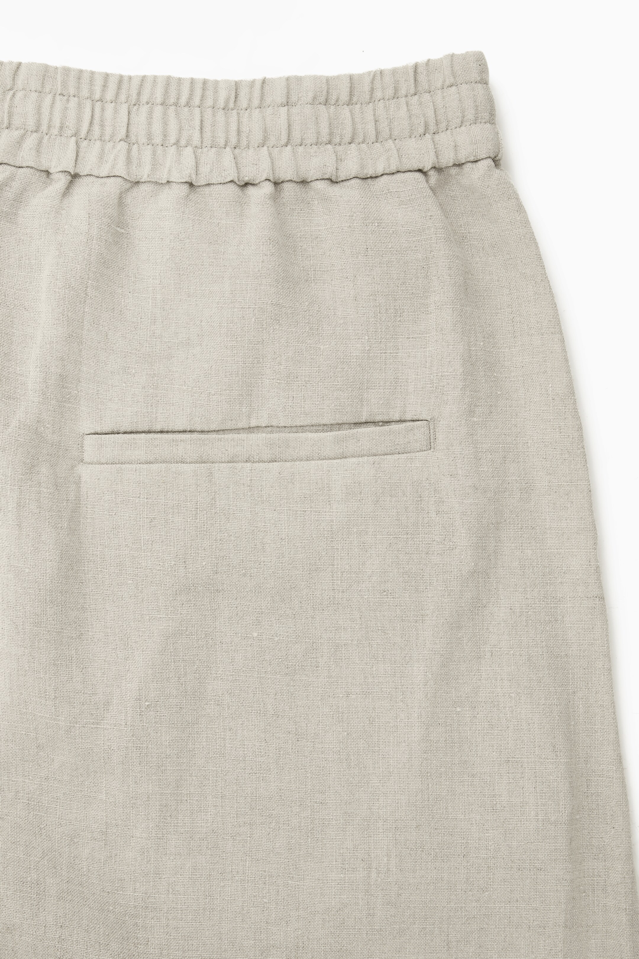 View larger image: ELASTICATED LINEN SHORTS - LIGHT BEIGE - Ladies | H&M GB 2