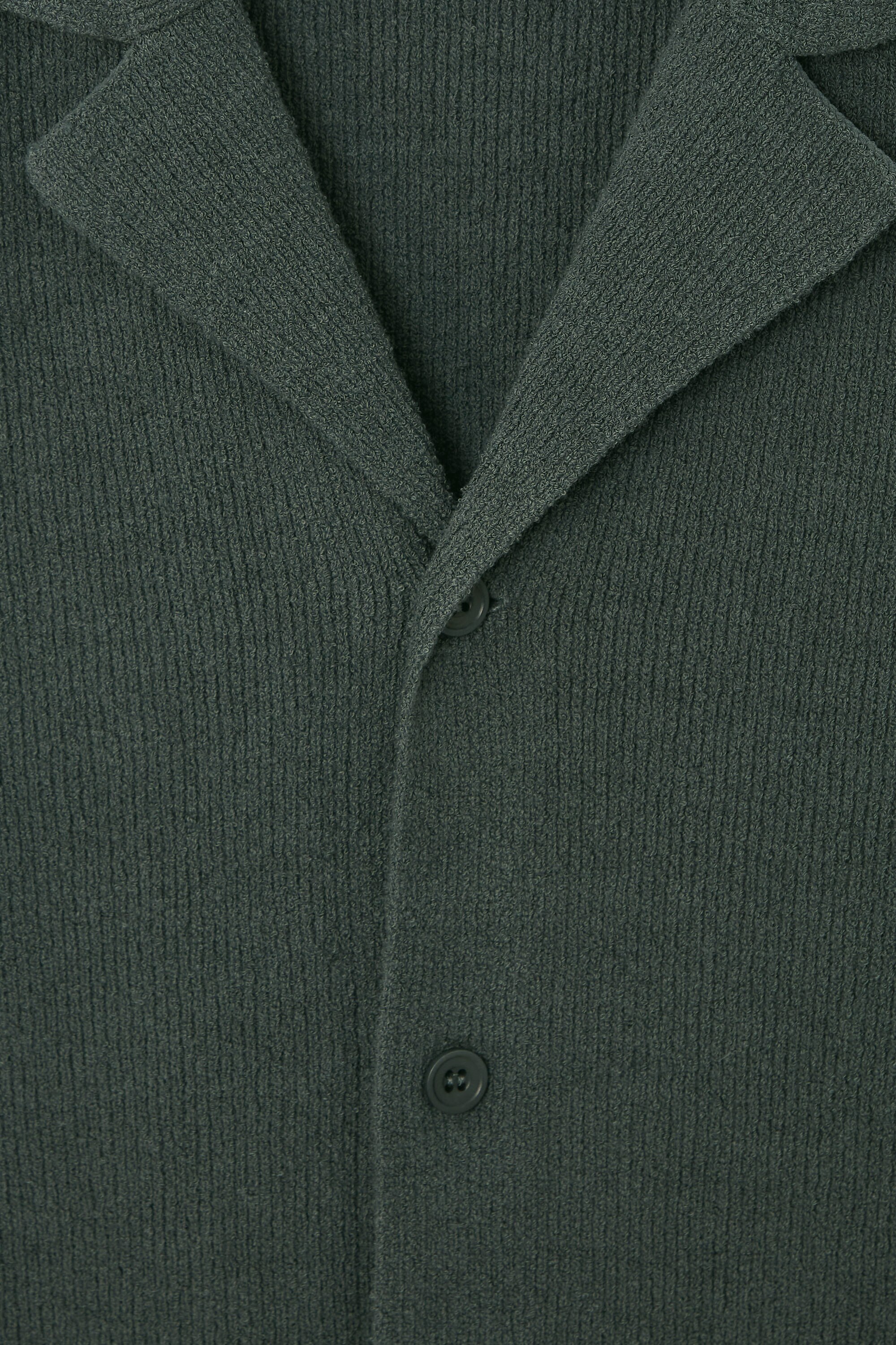 RELAXED BOUCLÉ-KNIT COTTON SHORT-SLEEVED SHIRT - DARK GREEN