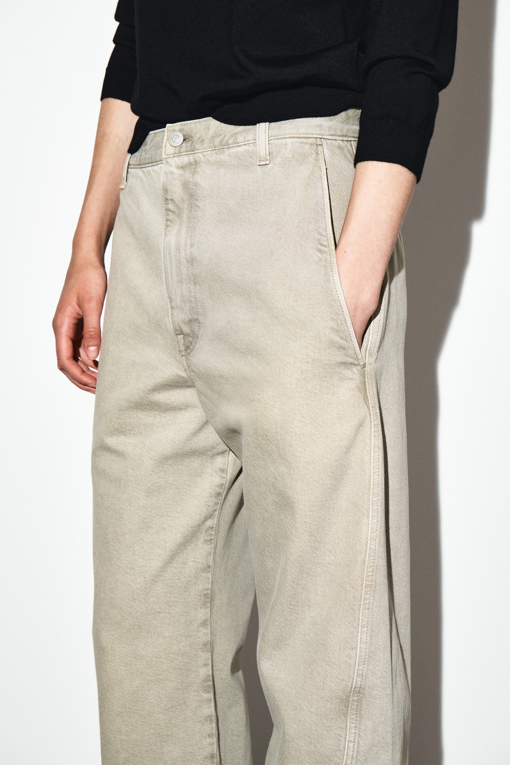 SPODNIE JEANSOWE Z NOGAWKAMI TYPU BARREL