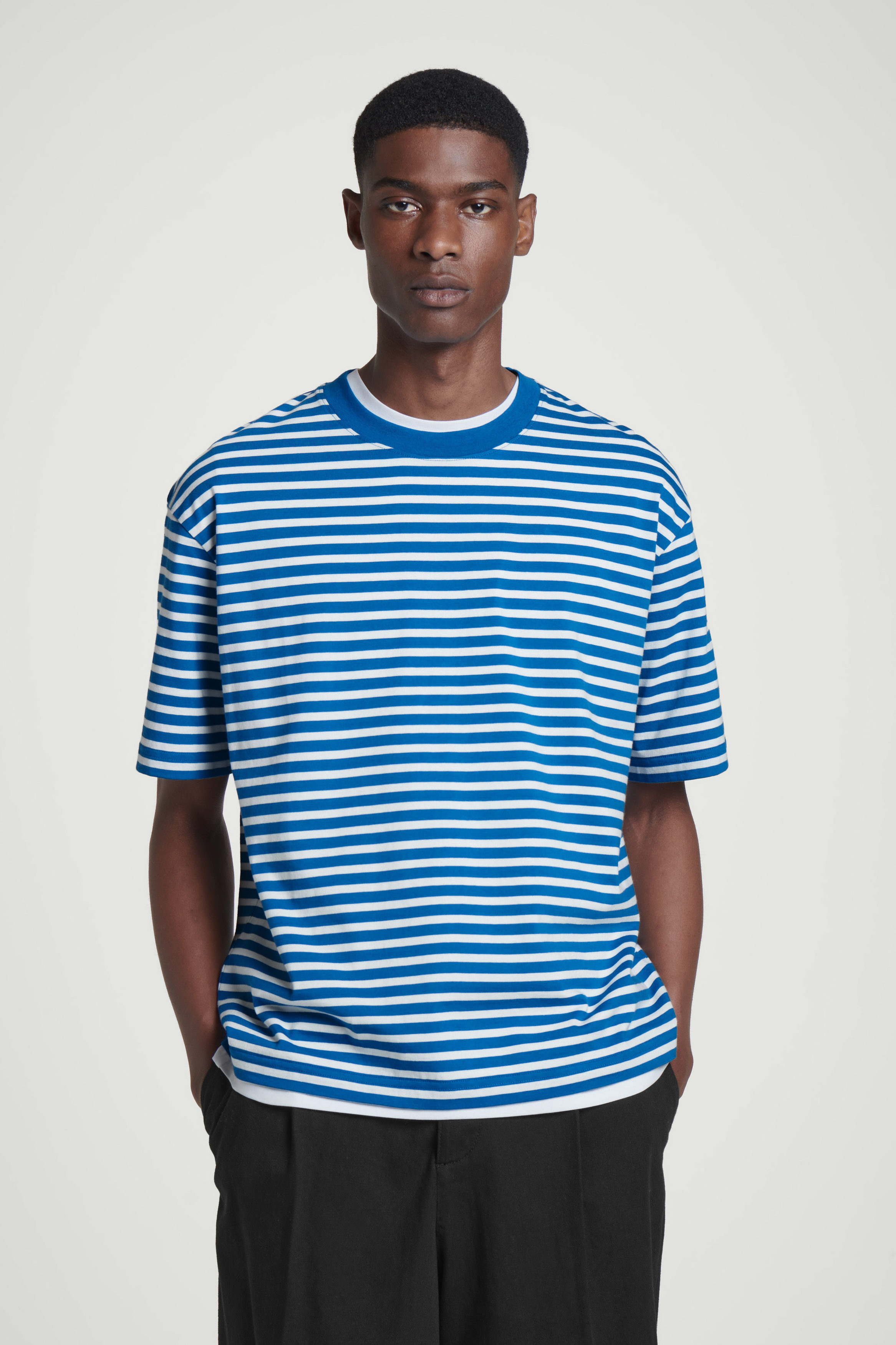 Tシャツ・カットソー [tensishop] bone to be lovely blue silk wing RELAXED LIGHTWEIGHT COTTON T-SHIRT - BLUE | COS