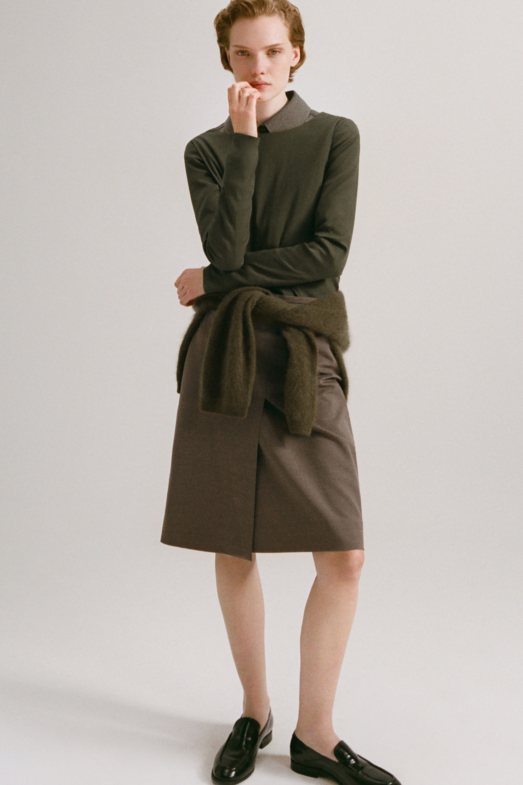 トップス Brushed Cashmere Cardigan BRUSHED-CASHMERE CREW-NECK CARDIGAN - BEIGE | COS