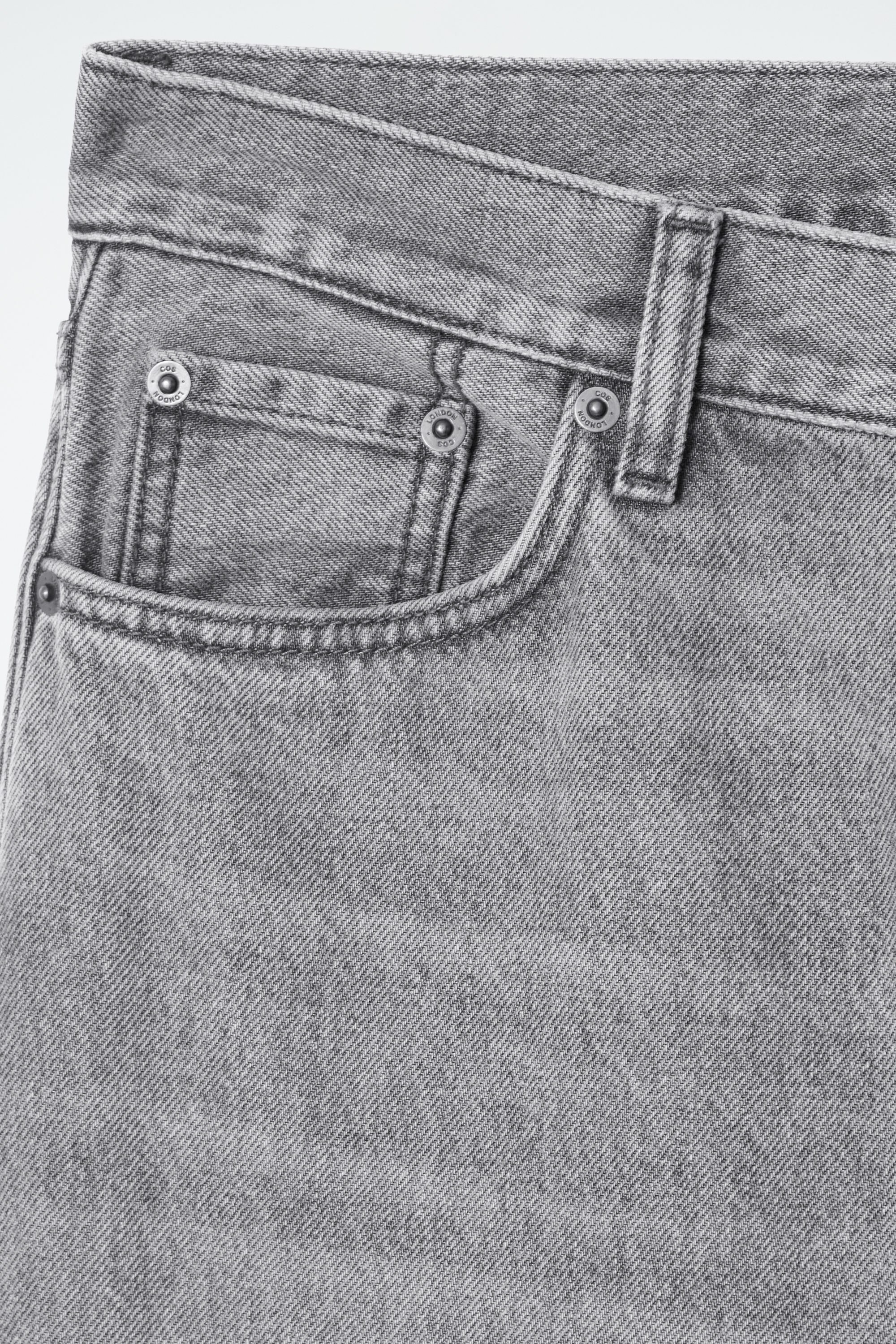 FACADE STRAIGHT-LEG JEANS - GRAY | COS