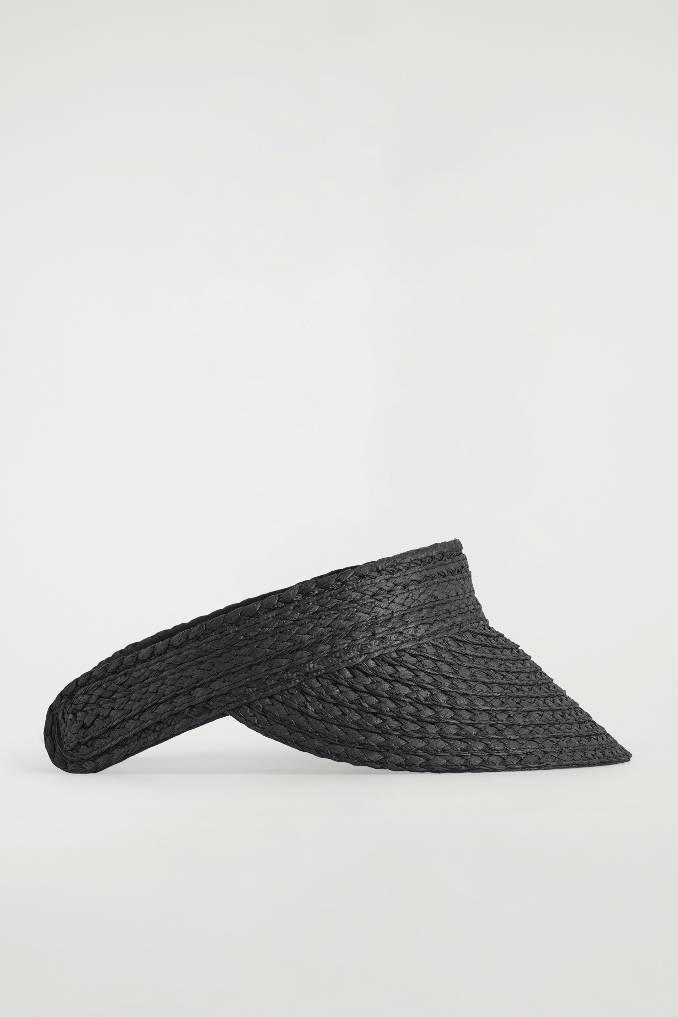 Visualizza immagine più grande: VISIERA IN PAGLIA DI CARTA INTRECCIATA - NERO - DONNA | H&M IT 3