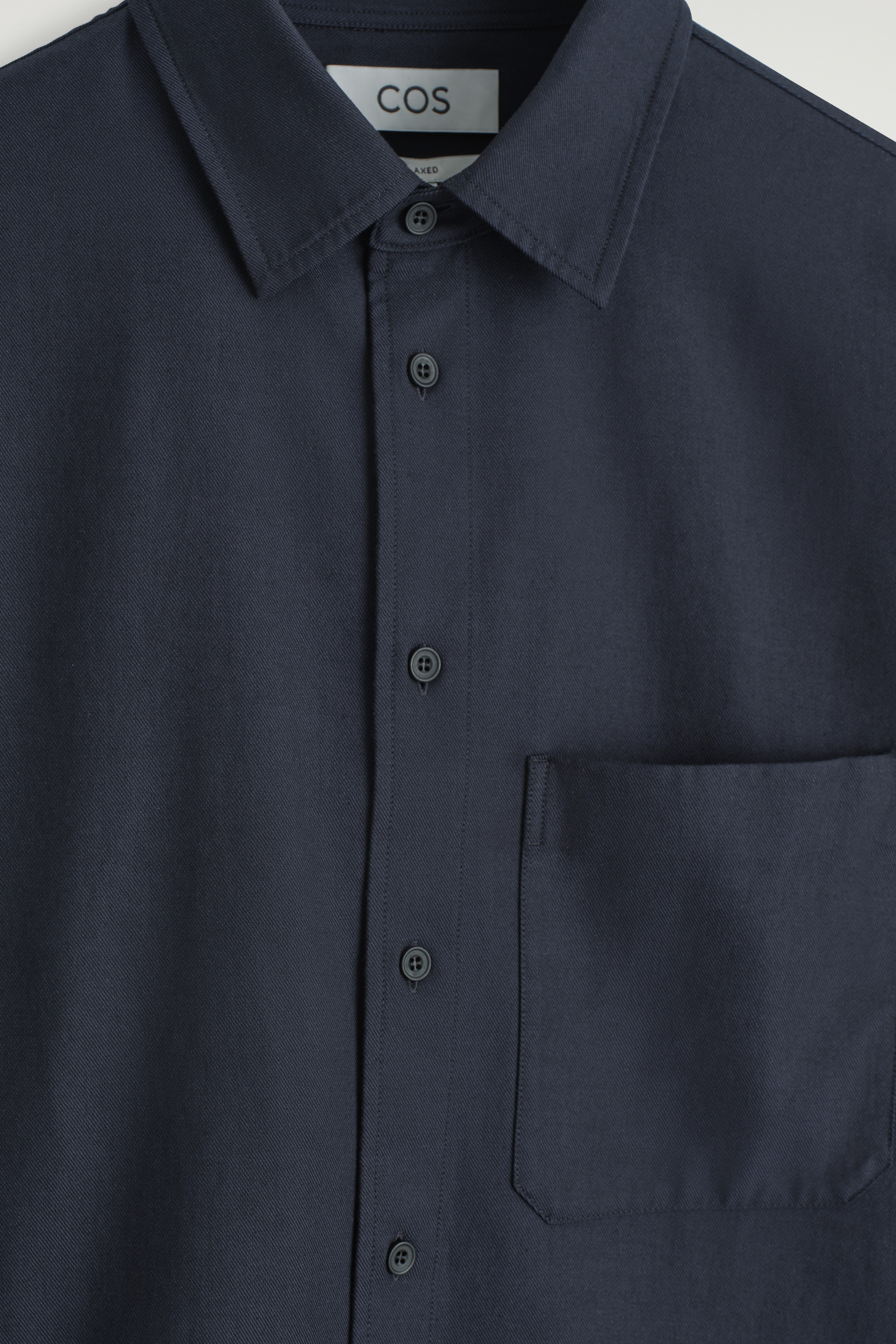 Visualizza immagine più grande: CAMICIA IN TWILL DALLA VESTIBILITÀ RILASSATA - BLU NAVY - UOMO | H&M IT 7