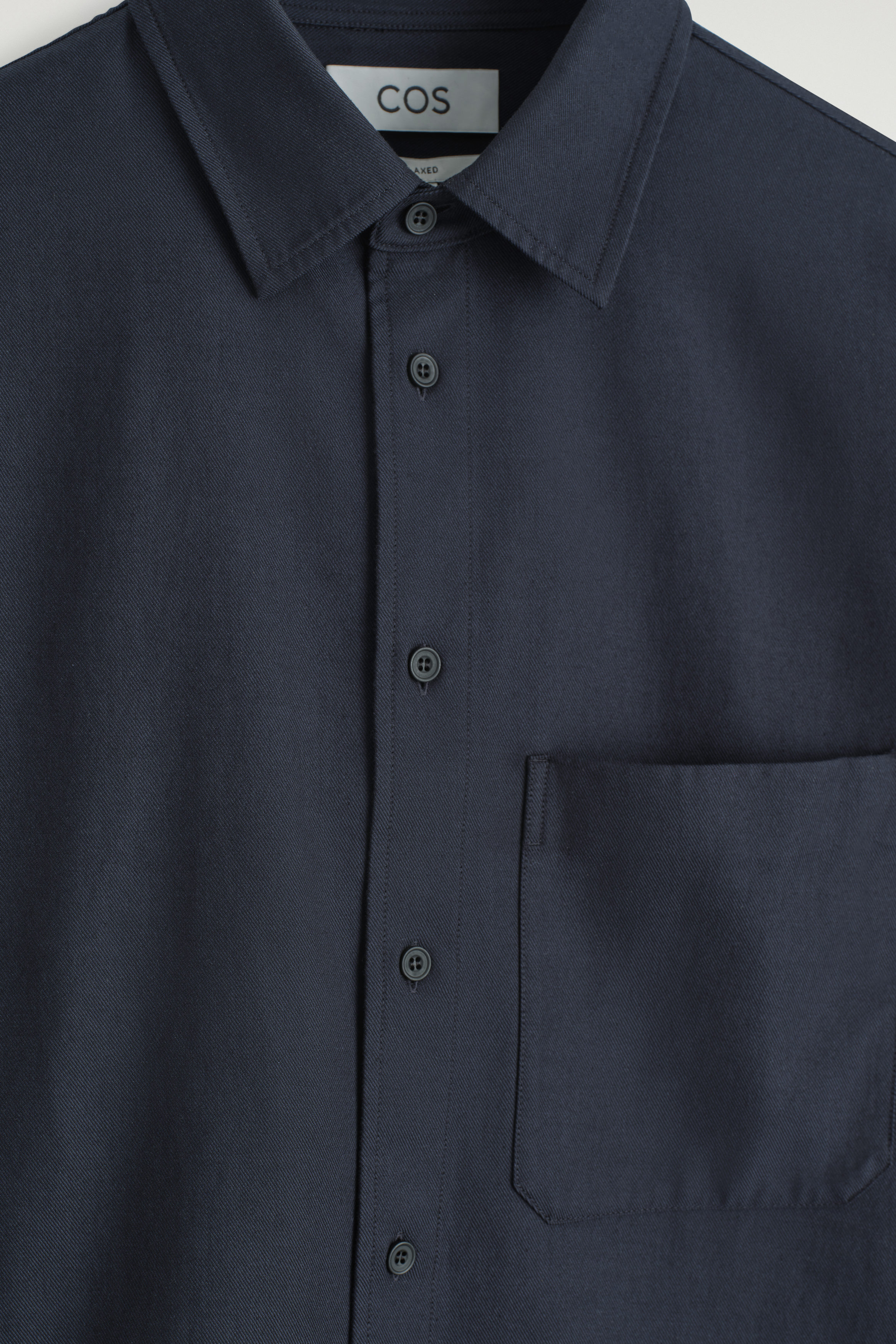 RELAXED TWILL SHIRT - NAVY | COS US