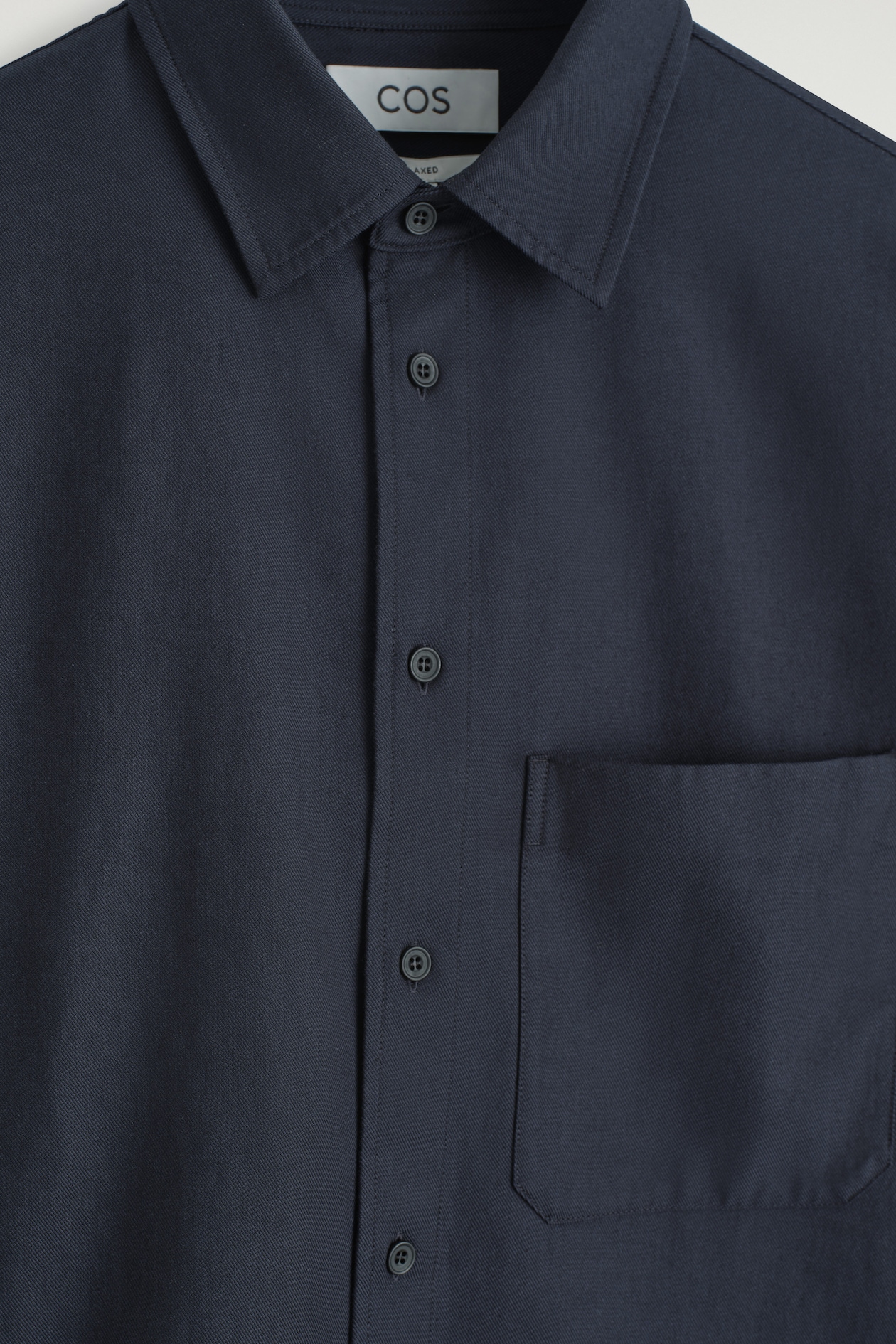 RELAXED TWILL SHIRT - NAVY | COS US