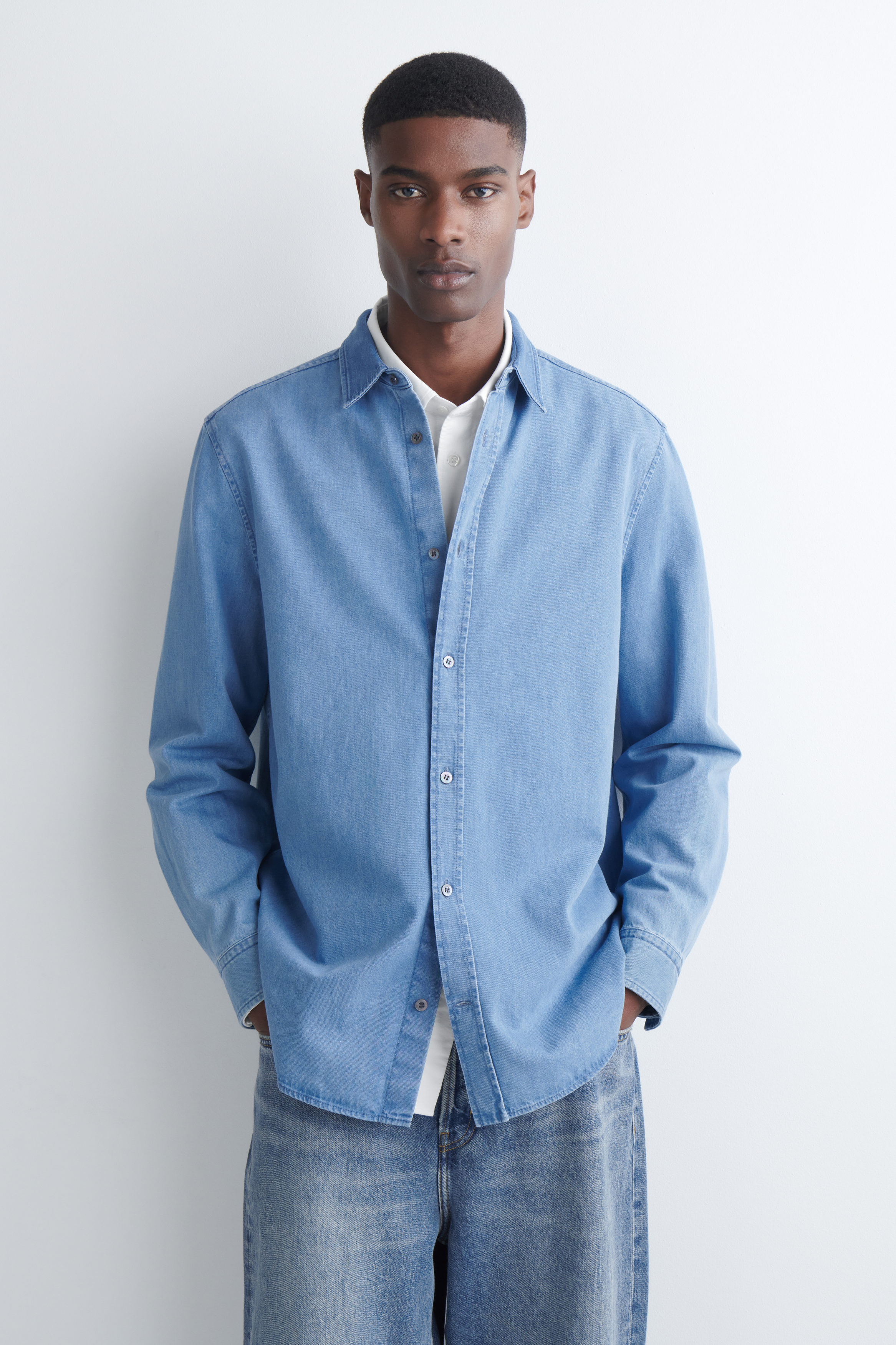 cos デニムシャツ DENIM SHIRT - BLUE | COS US