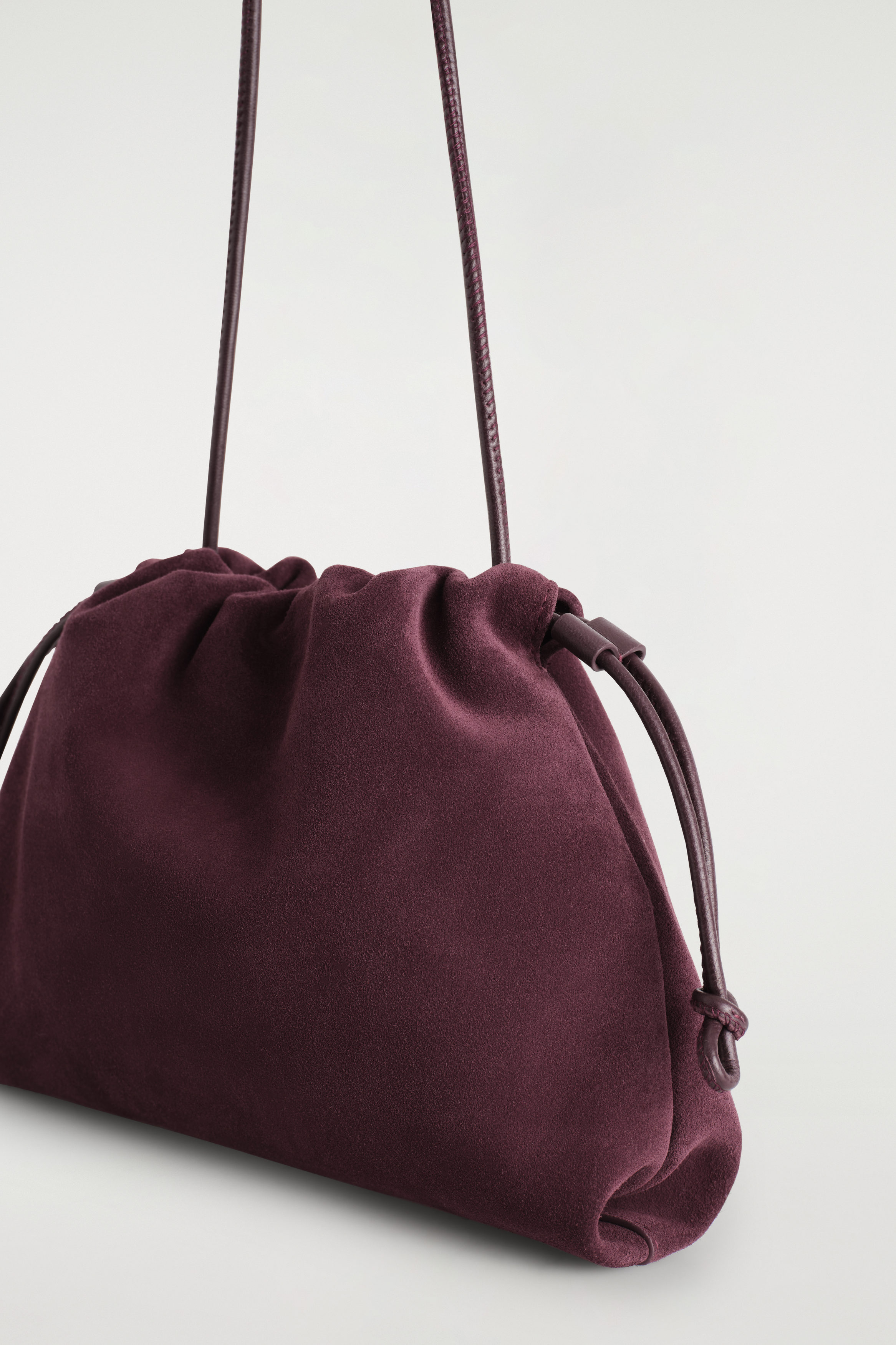 MINI CAVATELLI CLUTCH BAG - LEATHER - BURGUNDY | COS US