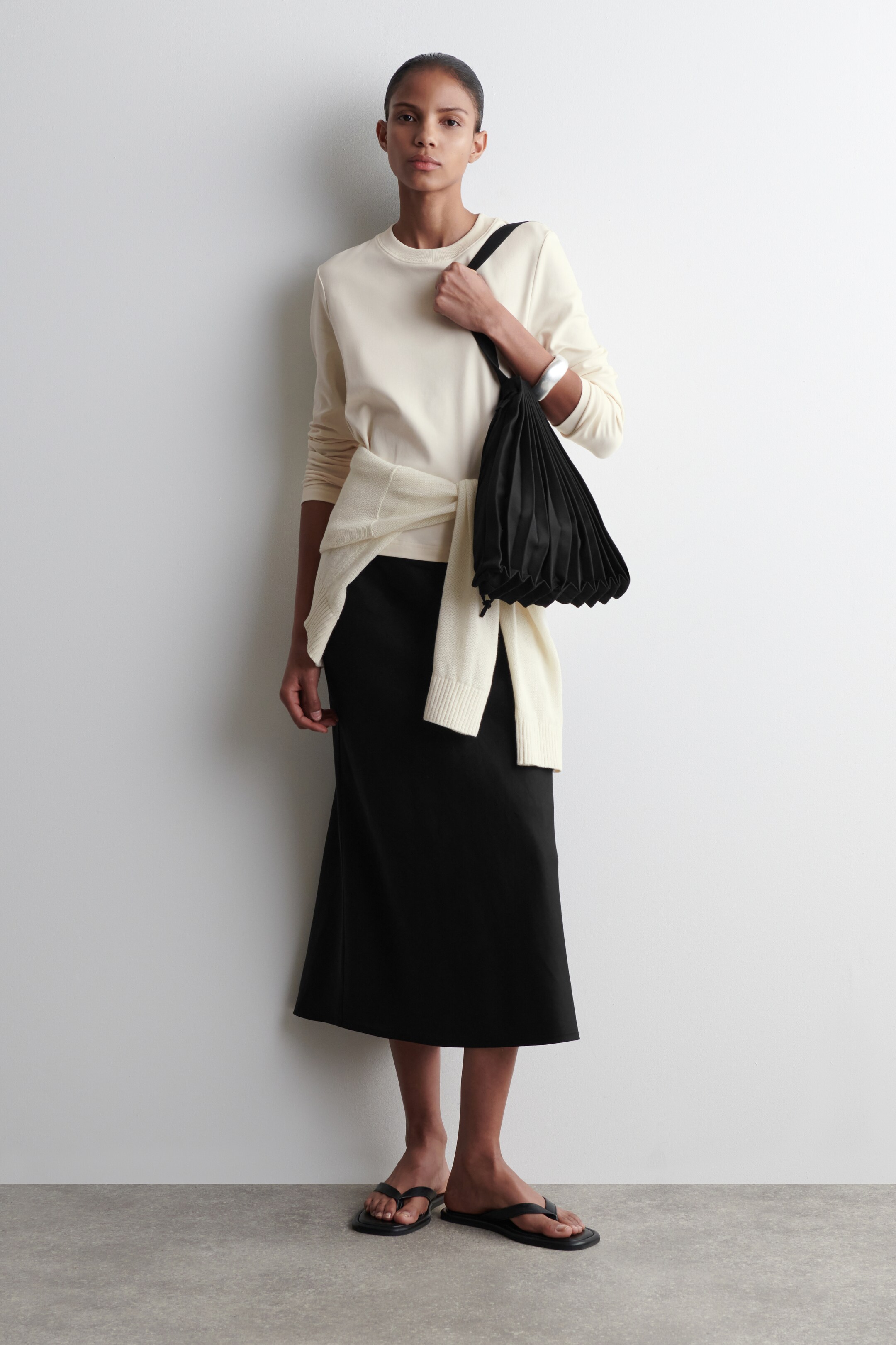 Ingrandisci l'immagine: ACCORDION TOTE BAG - CANVAS - BLACK - DONNA | H&M CH 2