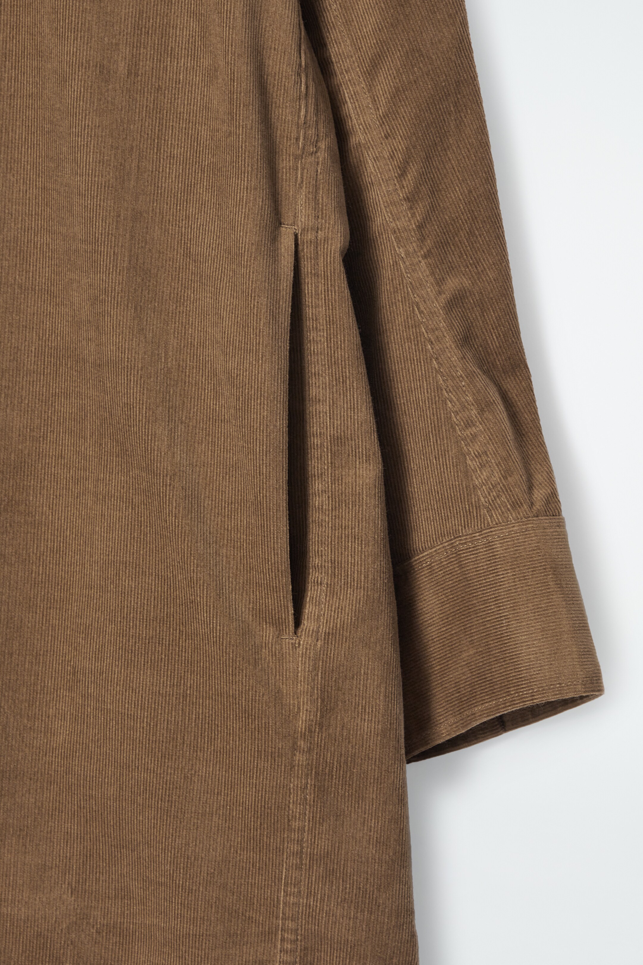 View larger image: CORDUROY MIDI SHIRT DRESS - AUBURN - Ladies | H&M GB 2