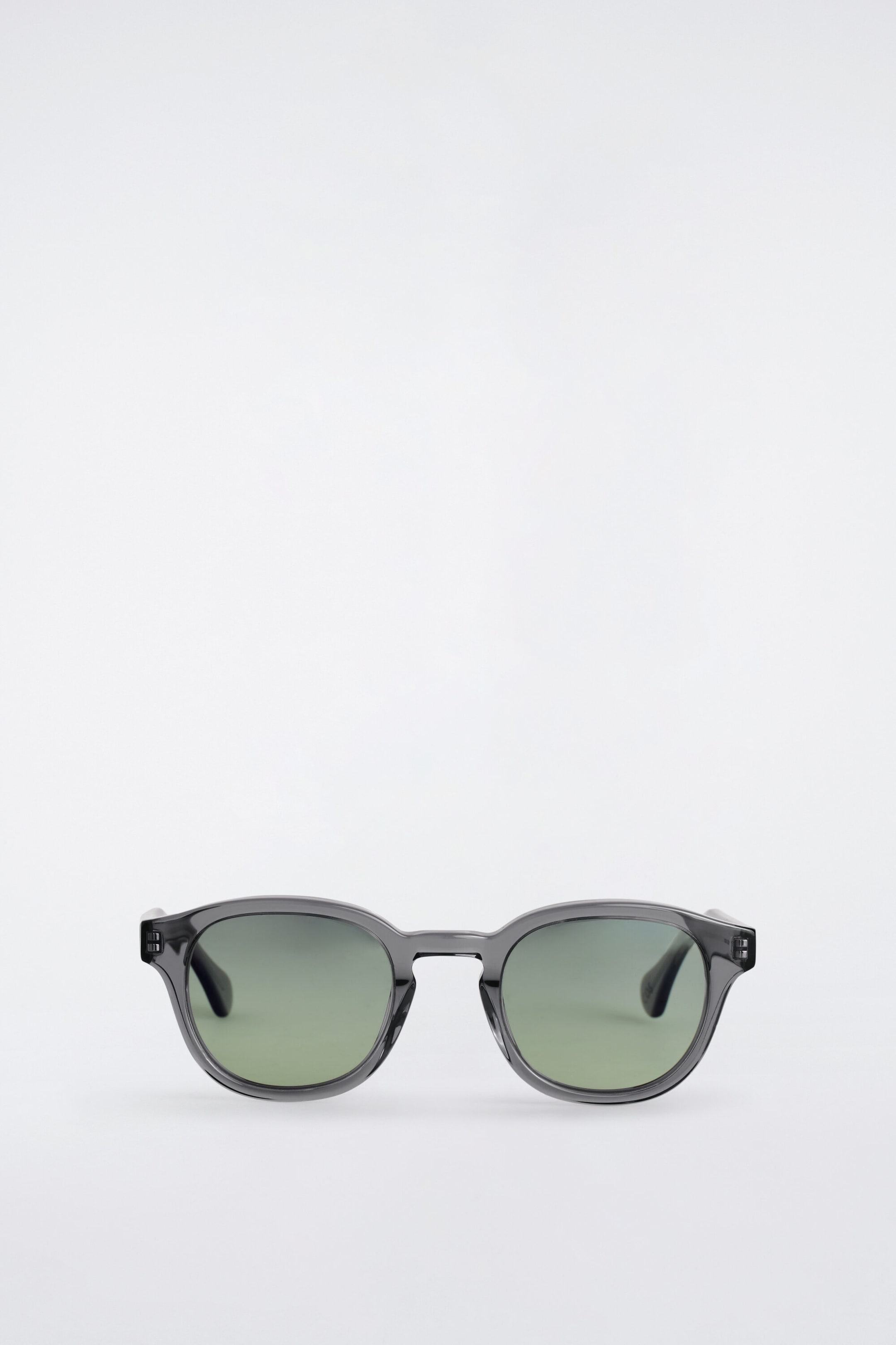 StillMedia/DescriptiveStillLife