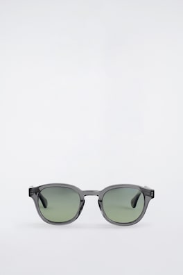 D-FRAME SUNGLASSES — GRAPHITE 3