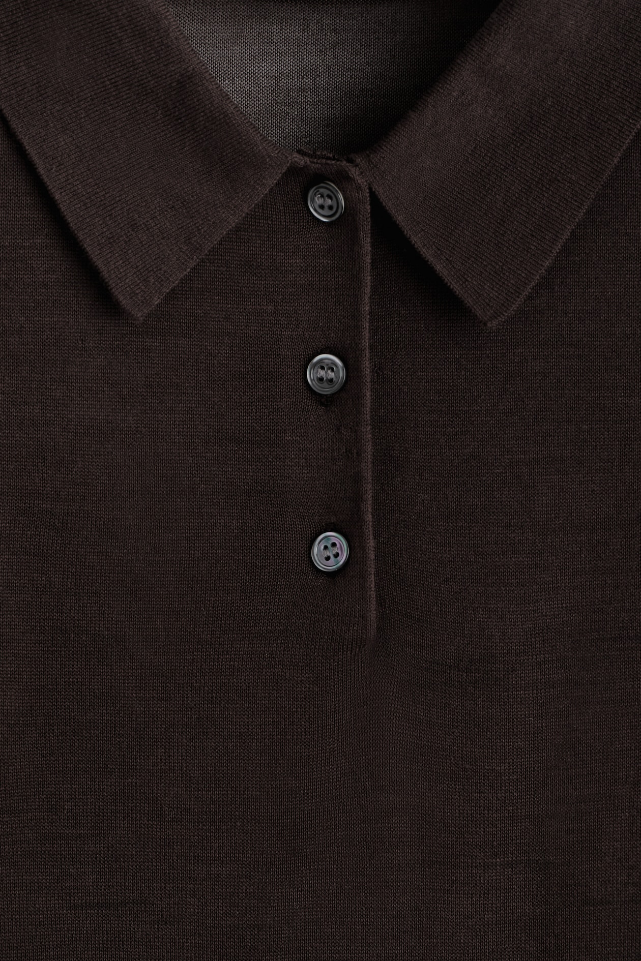SHEER KNITTED SILK POLO SHIRT — BITTER CHOCOLATE