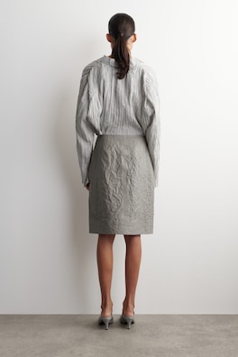 TEXTURED-LEATHER WRAP SKIRT — DOVE GRAY 4