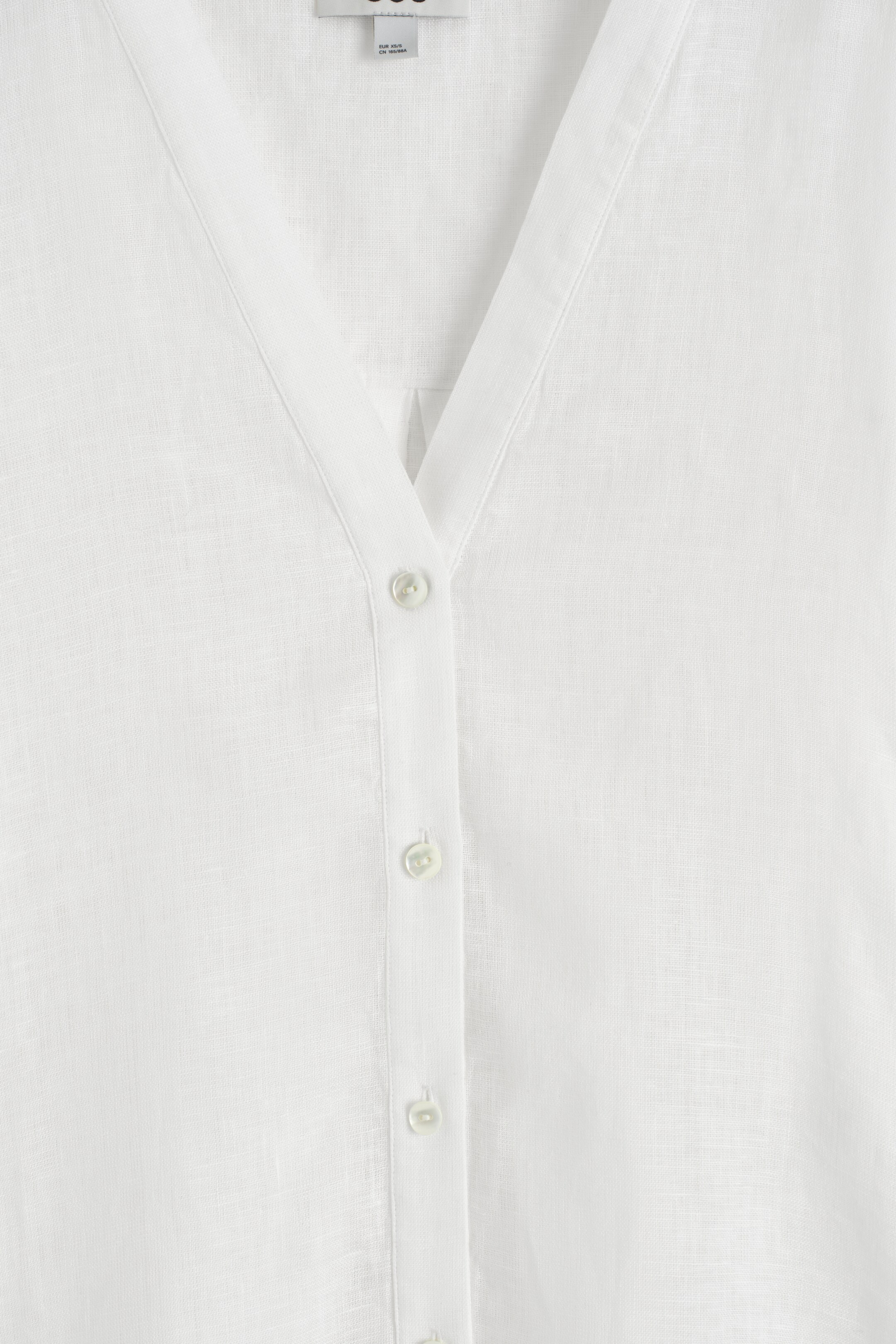 Agrandir l'image: CHEMISE OVERSIZE COL V EN LIN - BLANC - FEMME | H&M CH 8