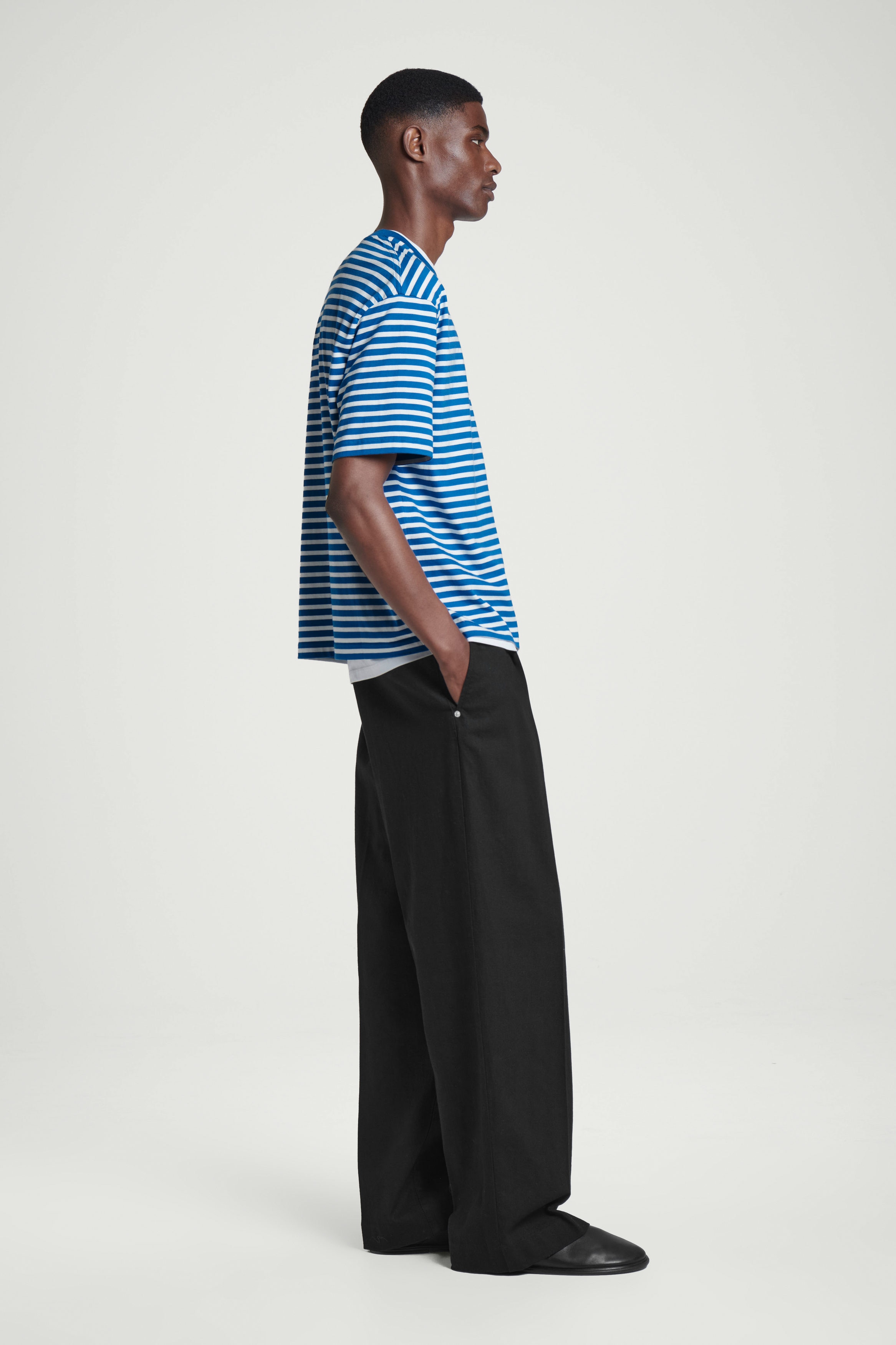 Tシャツ・カットソー HARTFORD SS22 Blue cotton shirt (AX62300 03) Men's Deep Blue Light Jersey Cotton Shirt BD62300-03 - Men's