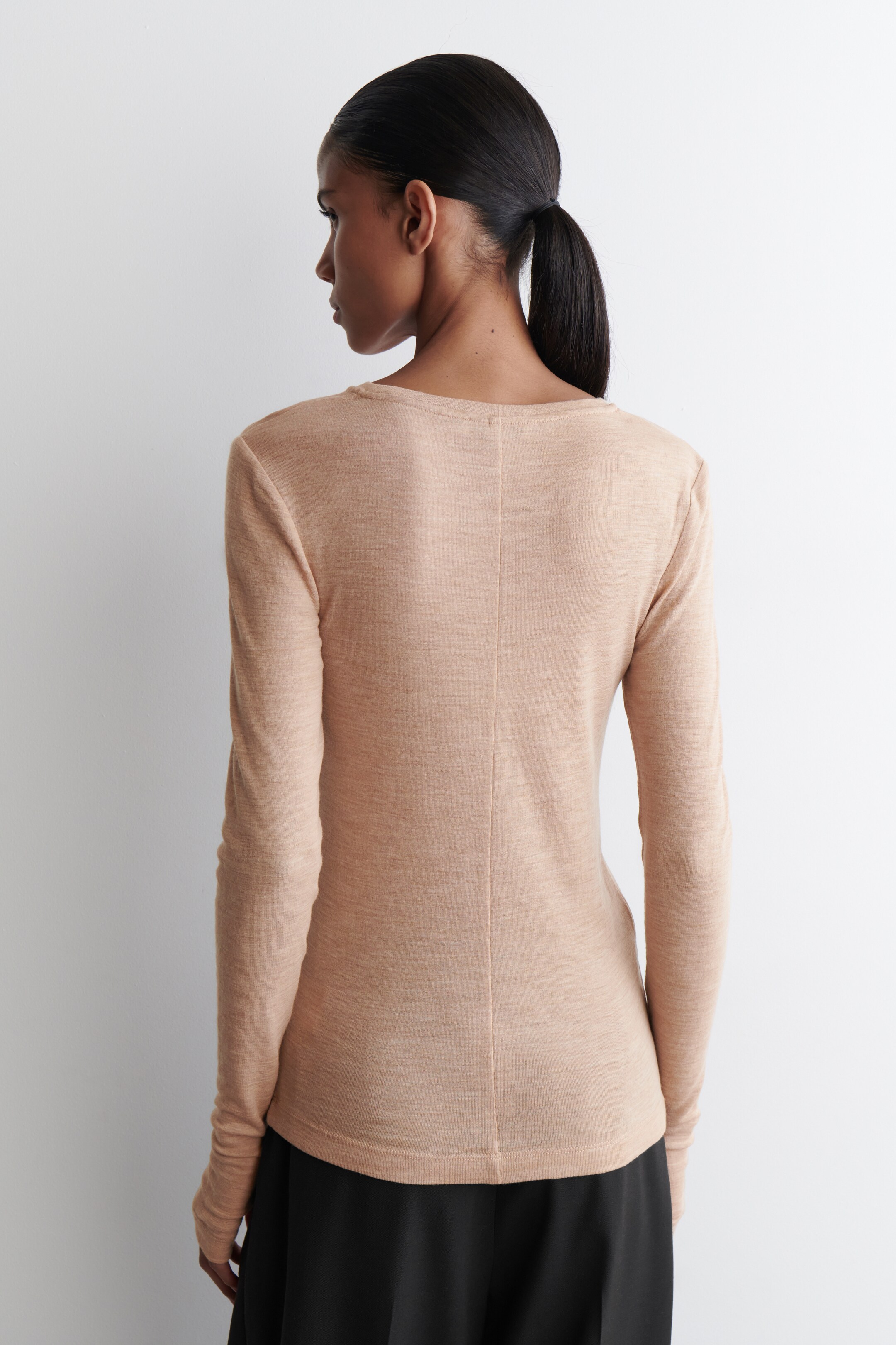 Grotere afbeelding bekijken: Slim merinowollen top - camel mélange - DAMES | H&M BE 5