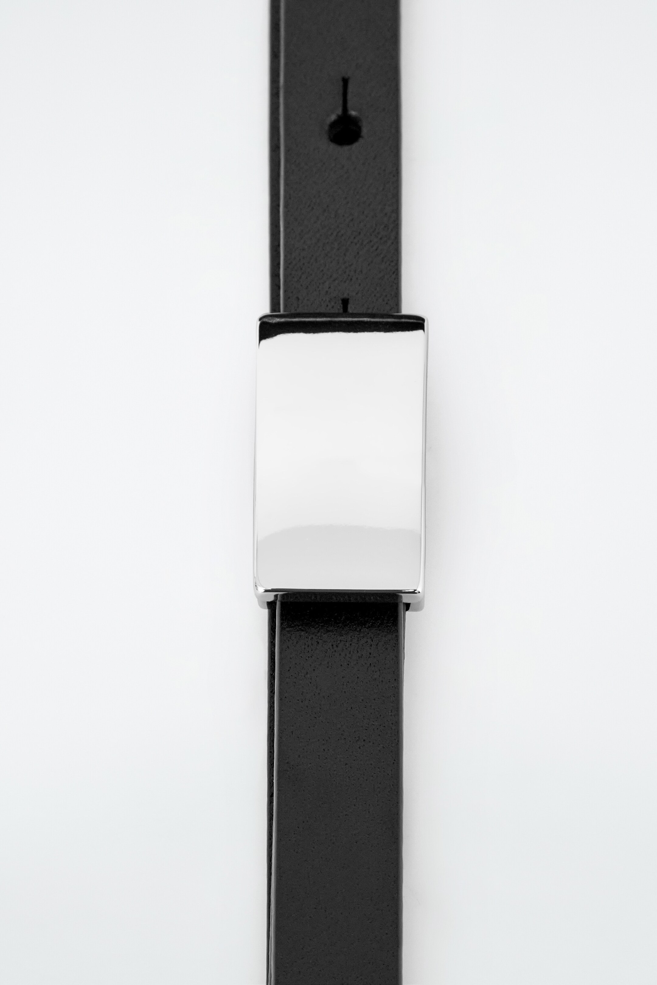 Ver imagem maior: CINTO FINO DE COURO COM DETALHE DE BARRA - PRETO - SENHORA | H&M PT 4