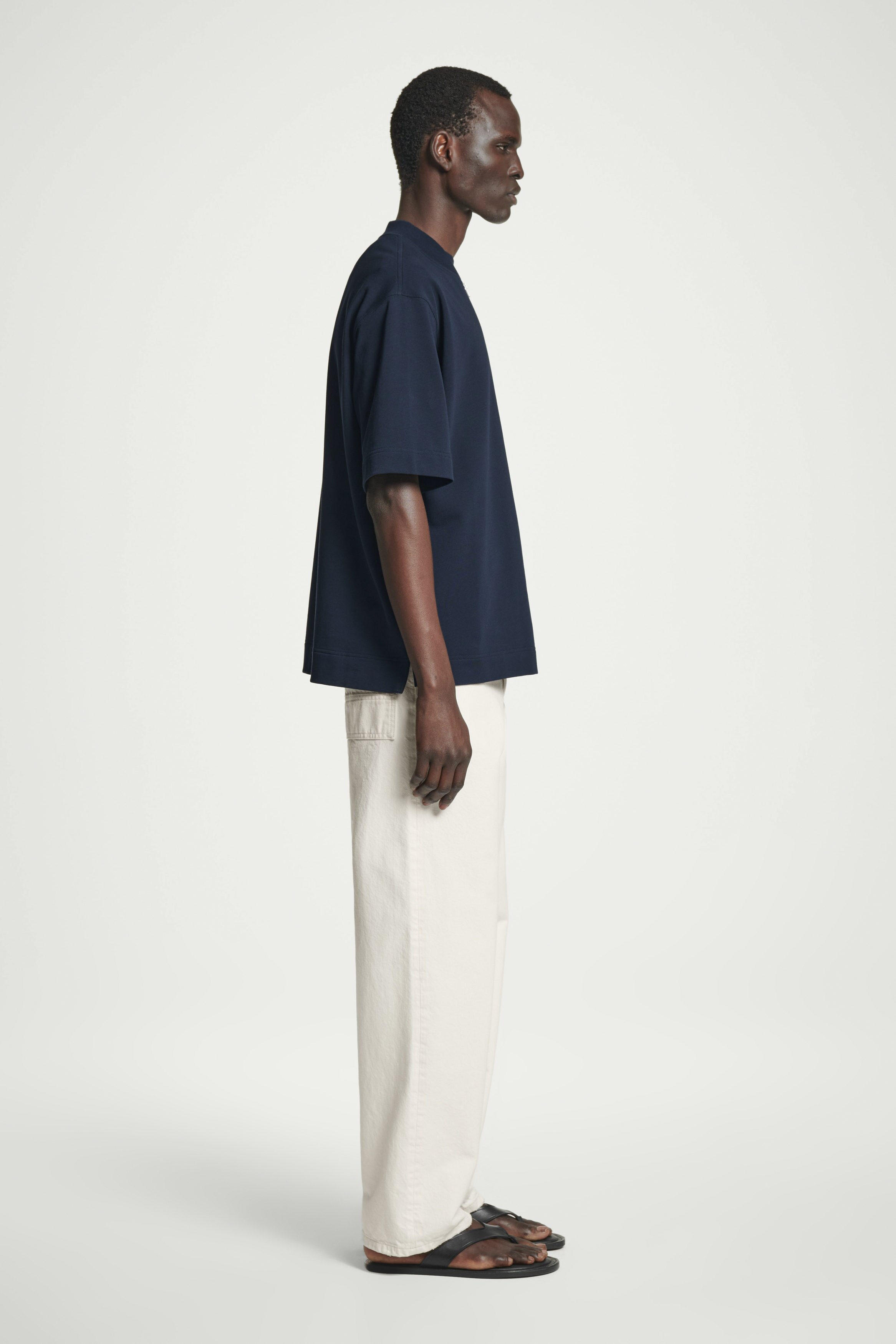 HALF-ZIP COTTON T-SHIRT - NAVY | COS