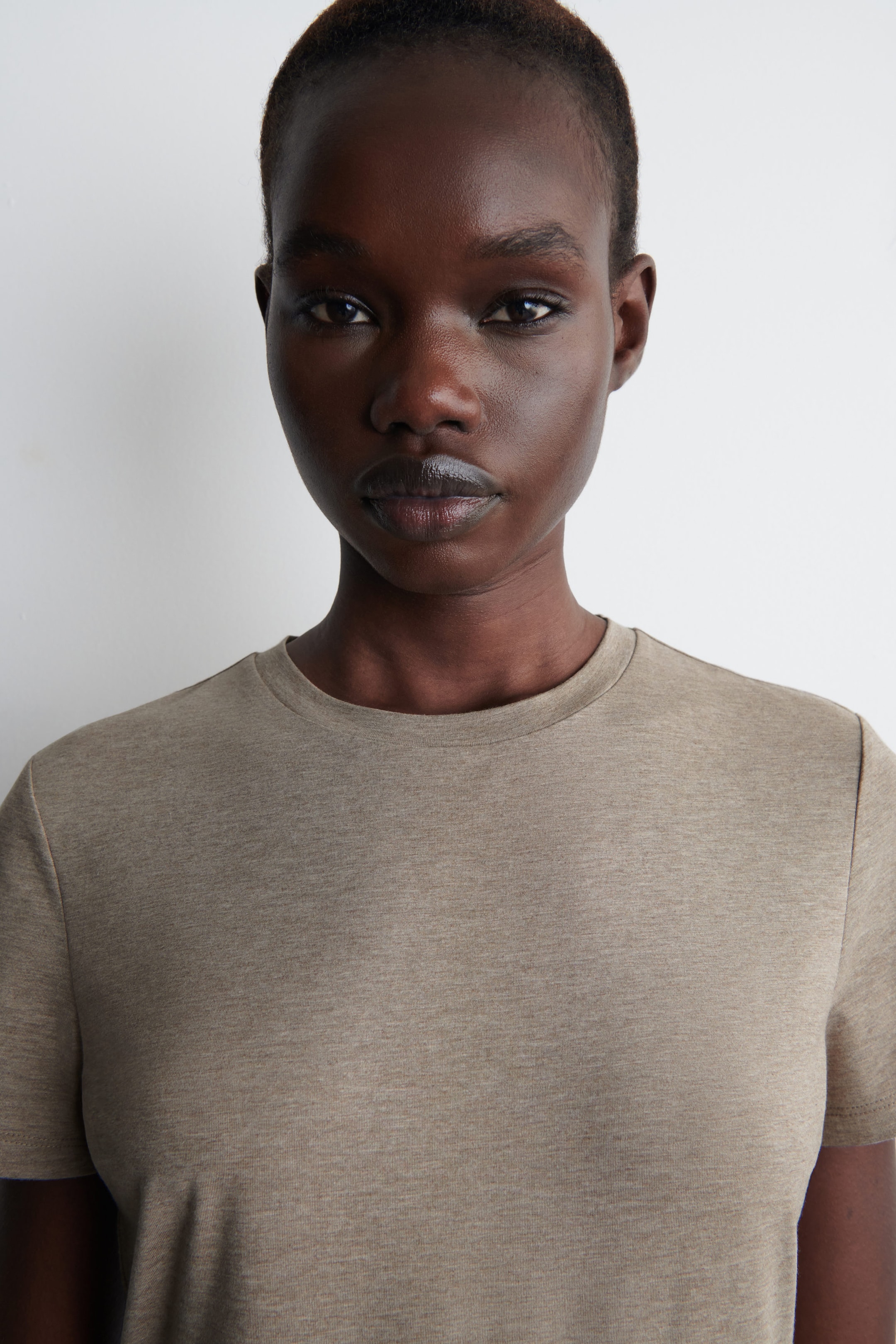 SHRUNKEN T-SHIRT