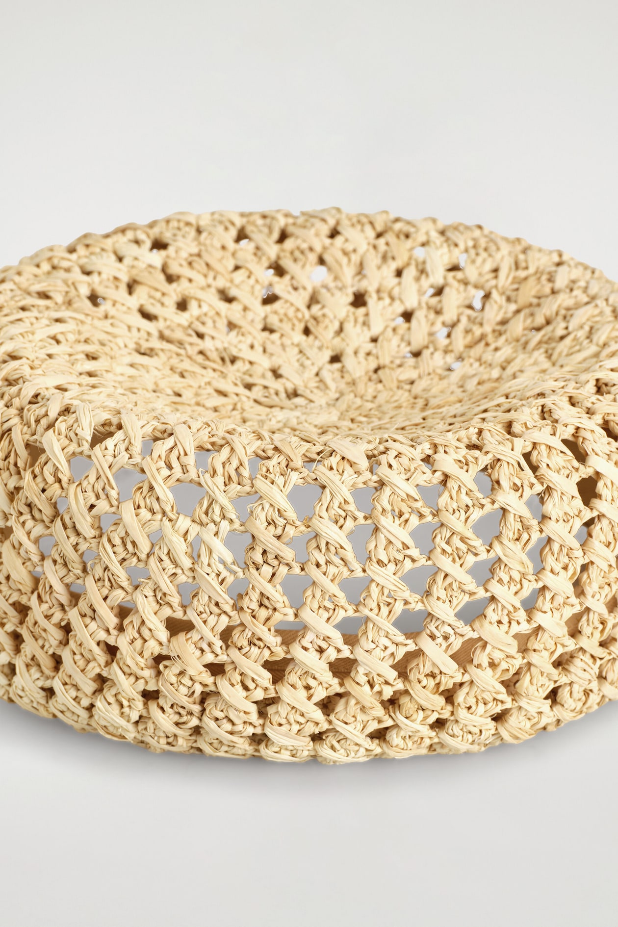 RAFFIA BERET — BEIGE
