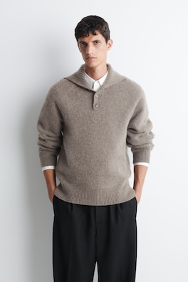 BUTTONED PURE CASHMERE MOCK-NECK SWEATER — MOCHA 1