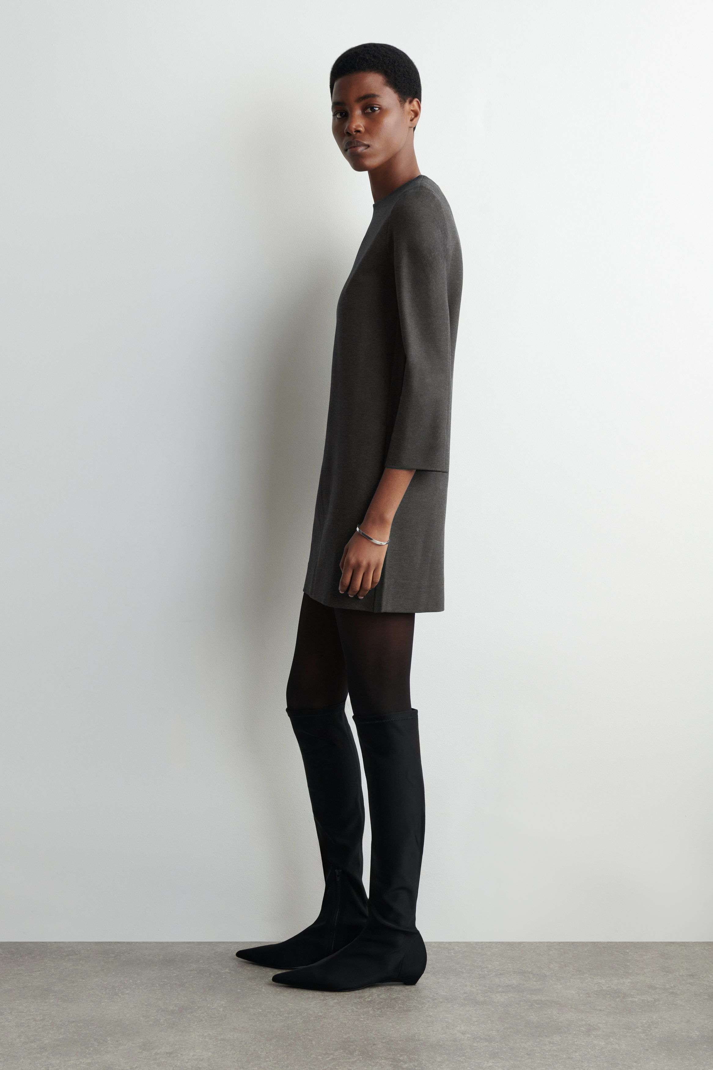 grey jersey mini dress TAILORED Straps & Sleeves_Cape