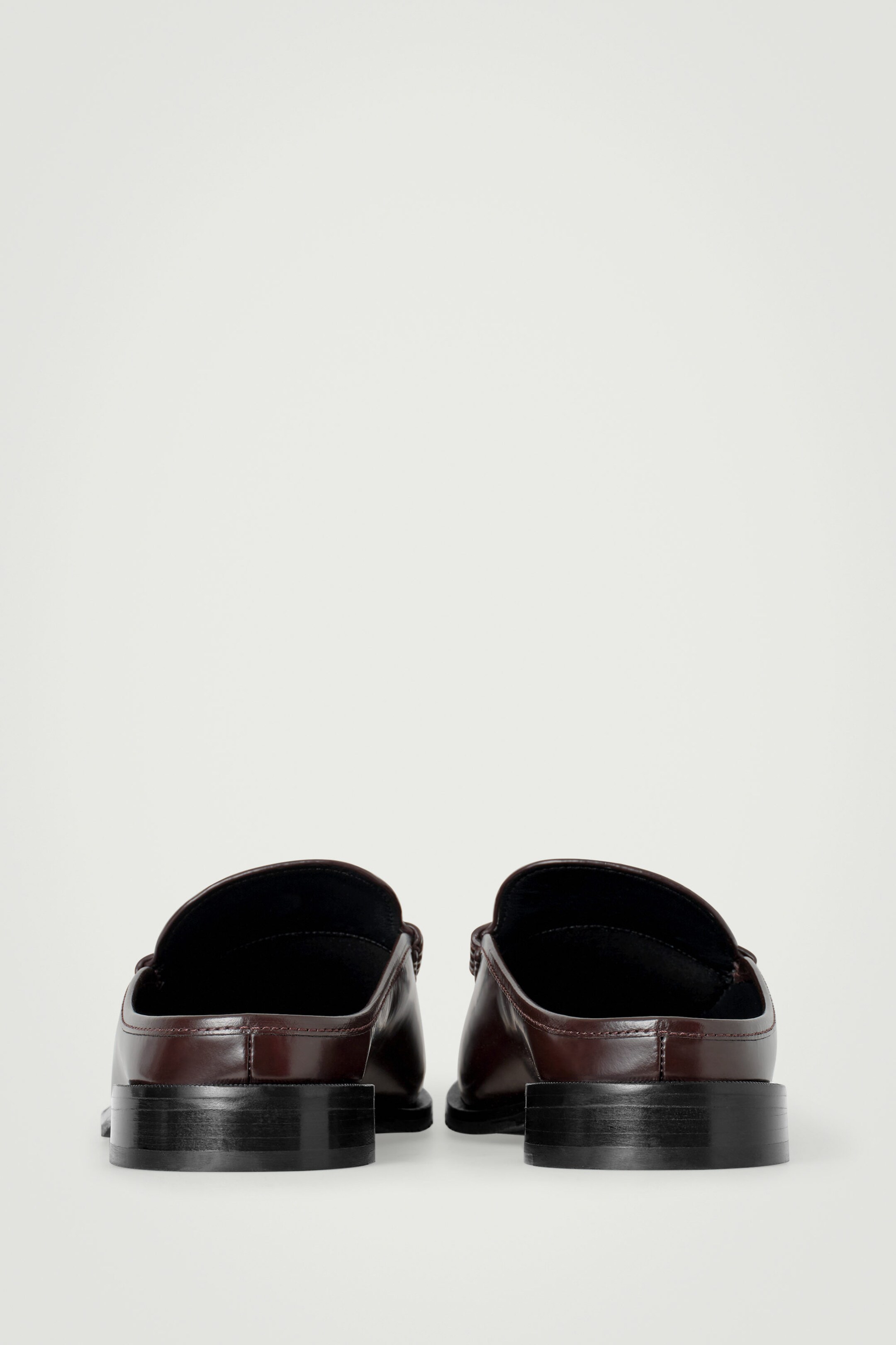 StillMedia/DescriptiveDetail