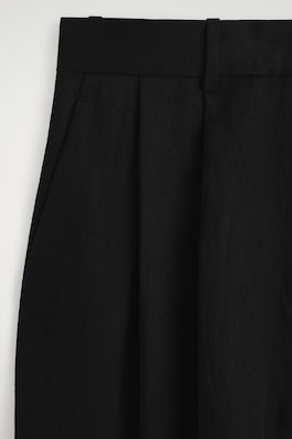RELAXED FLUID WIDE-LEG PANTS — BLACK 6