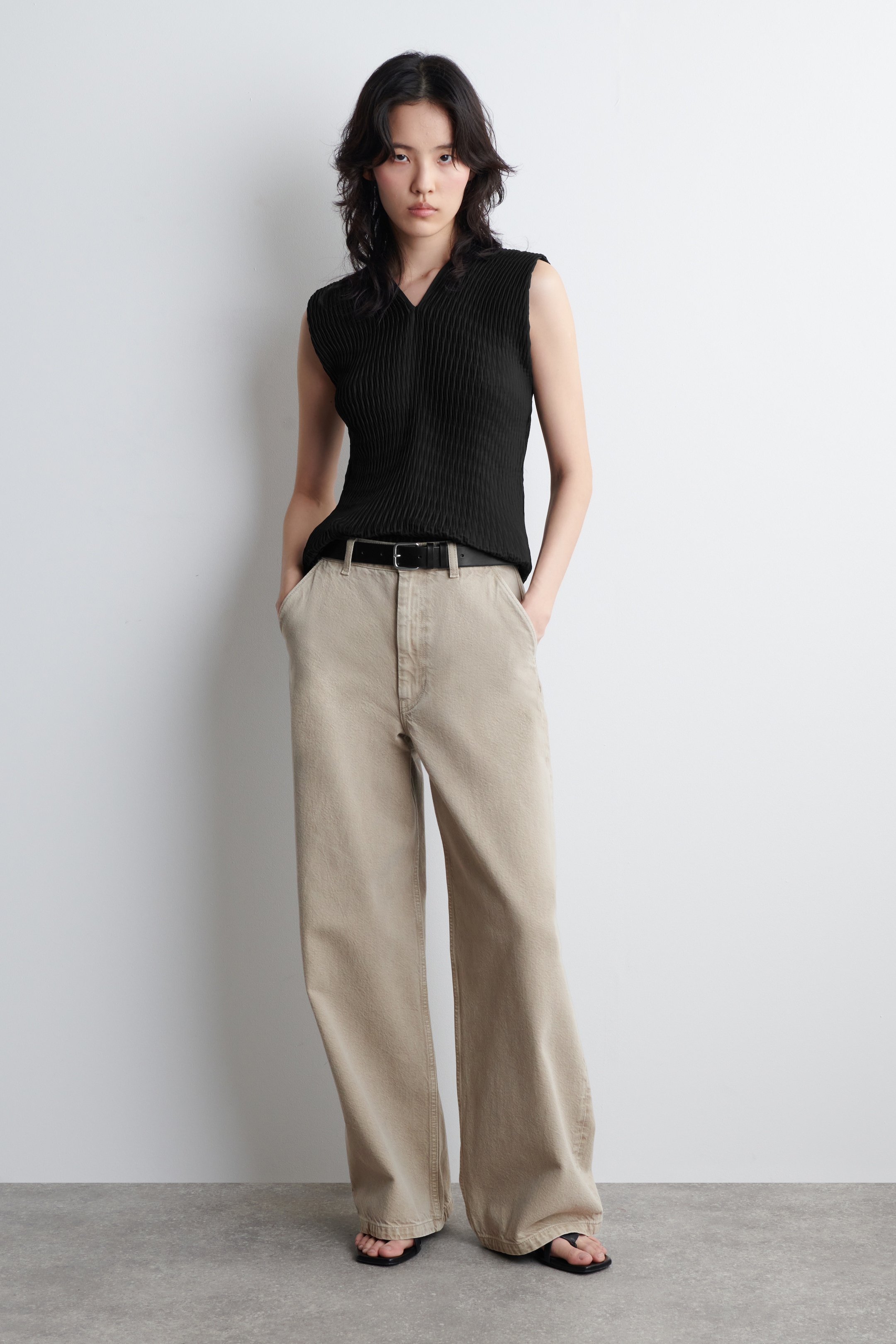 Agrandir l'image: HAUT COL EN V PLISSÉ - NOIR - FEMME | H&M FR 3