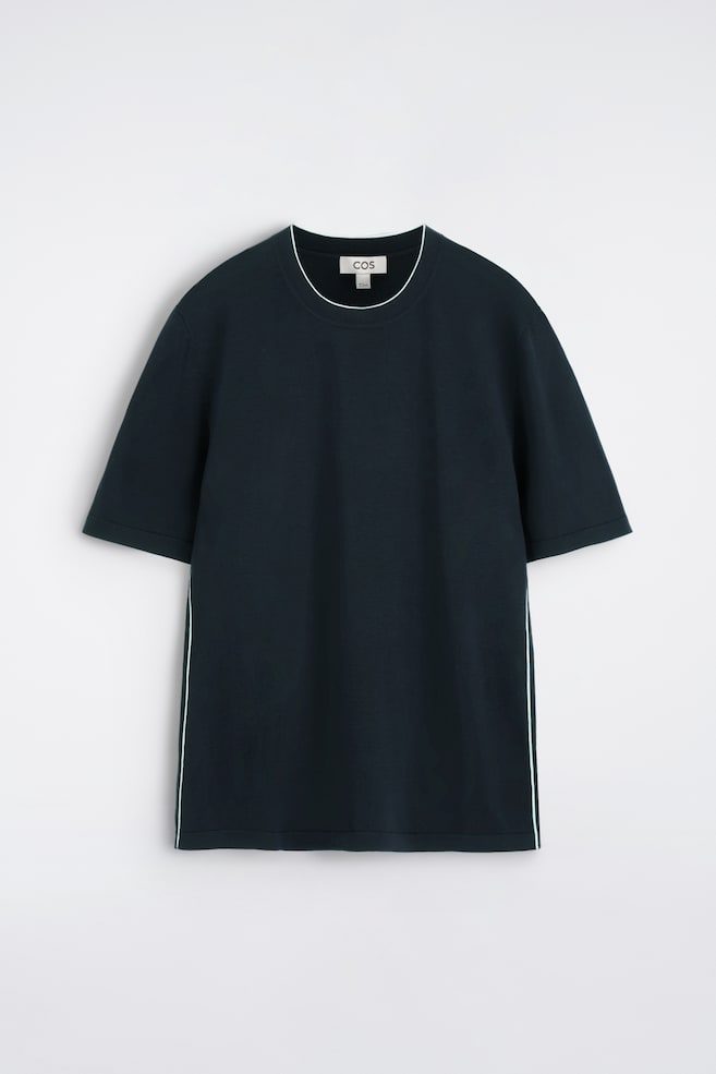 JEDWABNO-BAWEŁNIANY T-SHIRT Z KONTRASTOWĄ OBWÓDKĄ - GRANATOWY/ BIAŁY/BRĄZOWY/CZARNY - 1