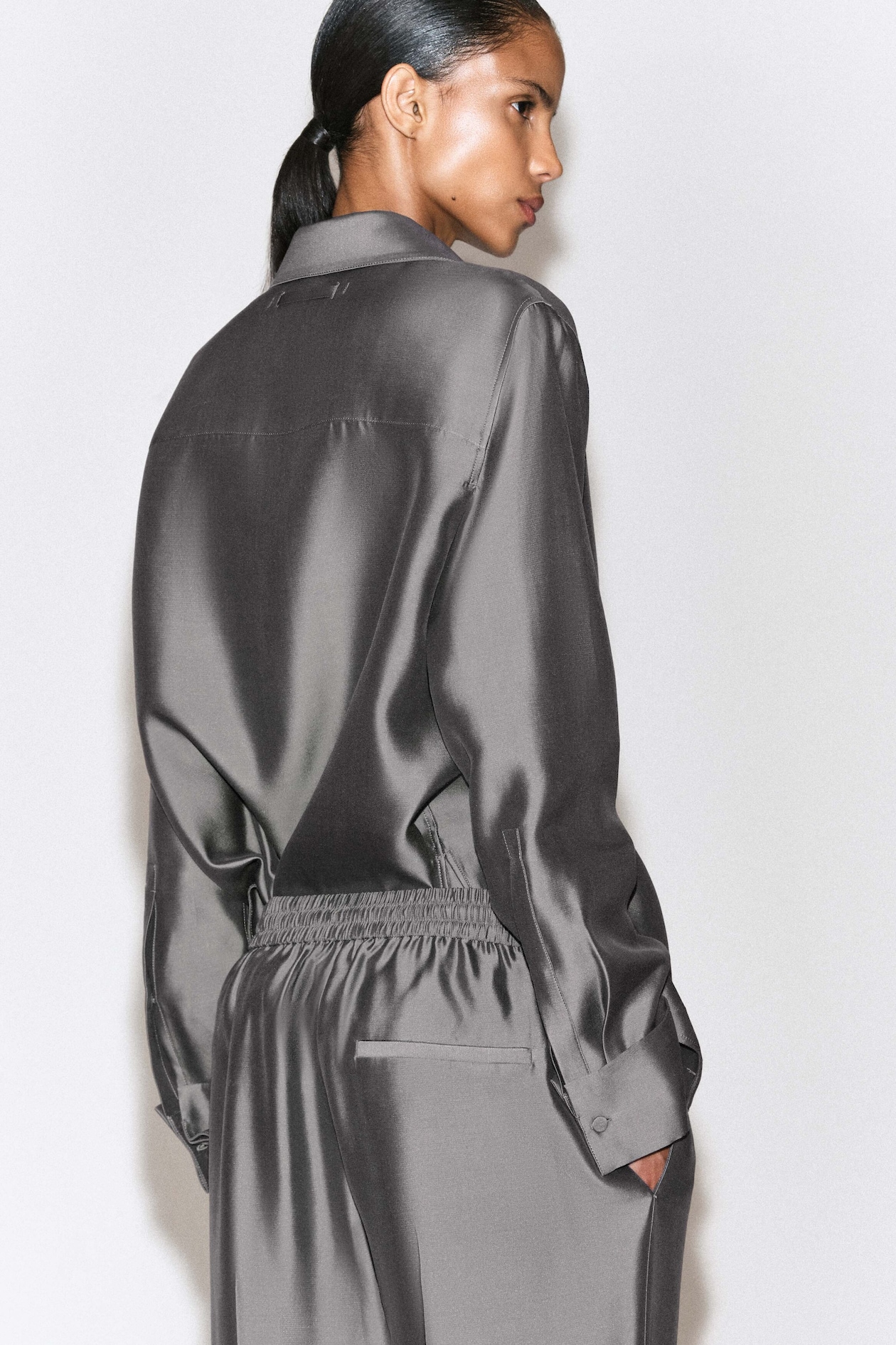 TAILORED SILK STRAIGHT-LEG PANTS — PEWTER
