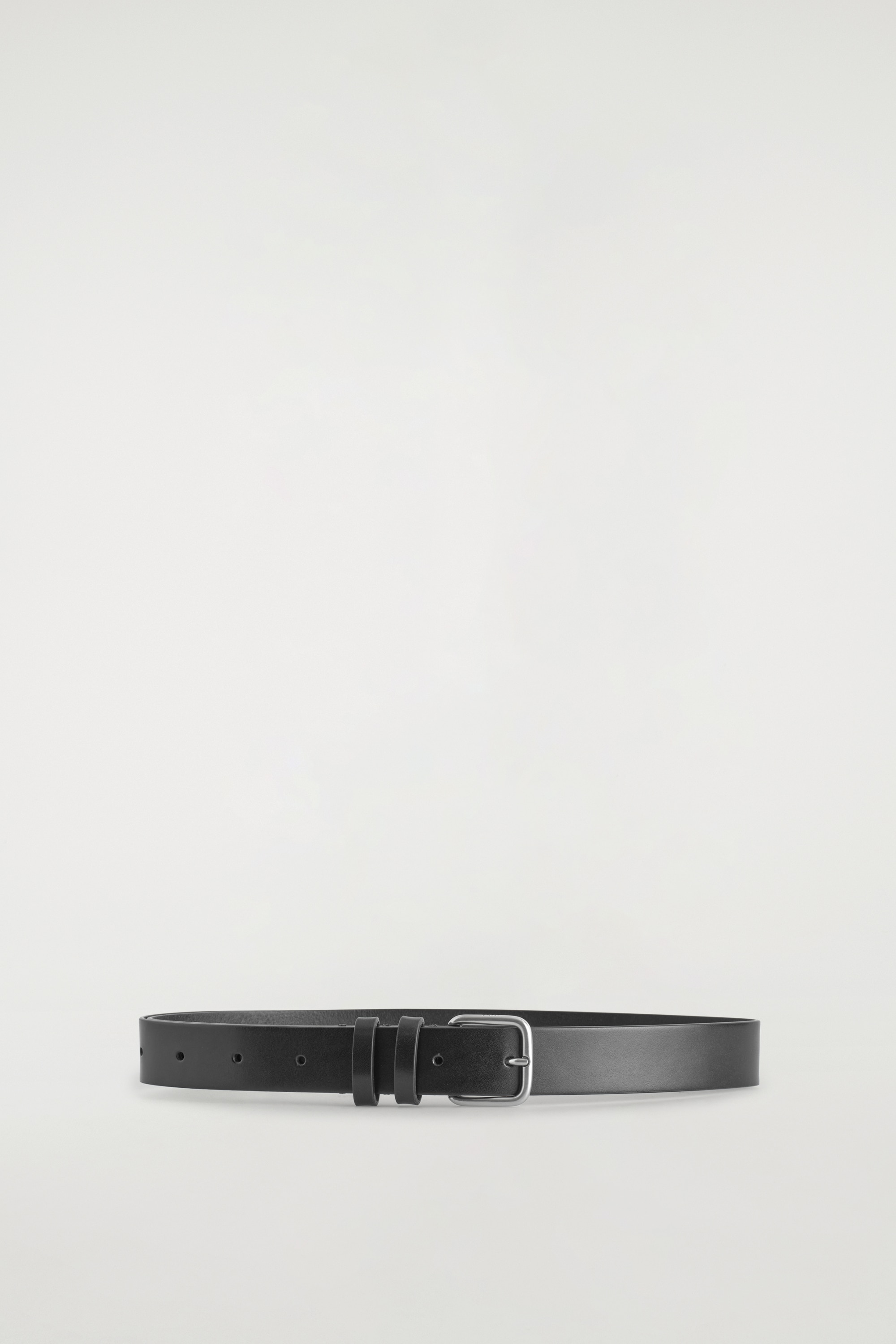 KLASYCZNY PASEK ZE SKÓRY - CZARNY/SREBRNY