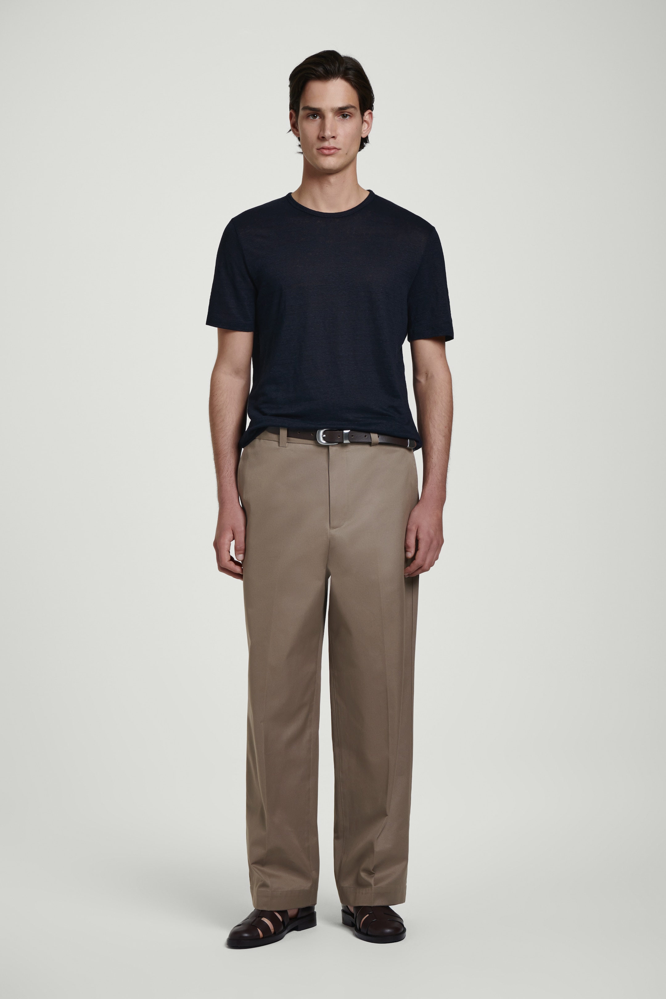 Grösseres Bild ansehen: BAUMWOLL-T-SHIRT MIT RUNDHALSAUSSCHNITT - NAVYBLAU - HERREN | H&M CH 2
