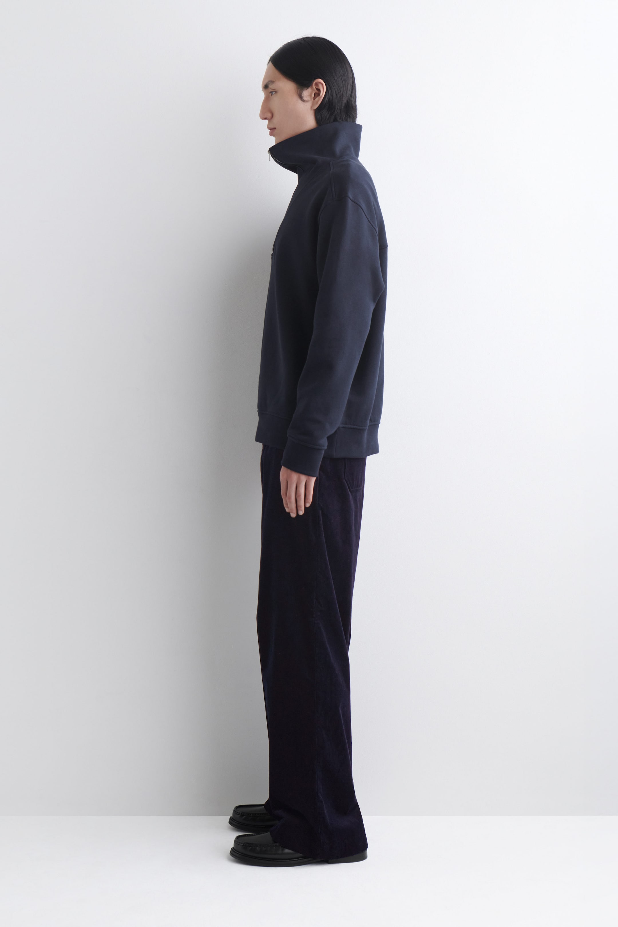 MOCK-NECK ZIP-UP SWEATSHIRT