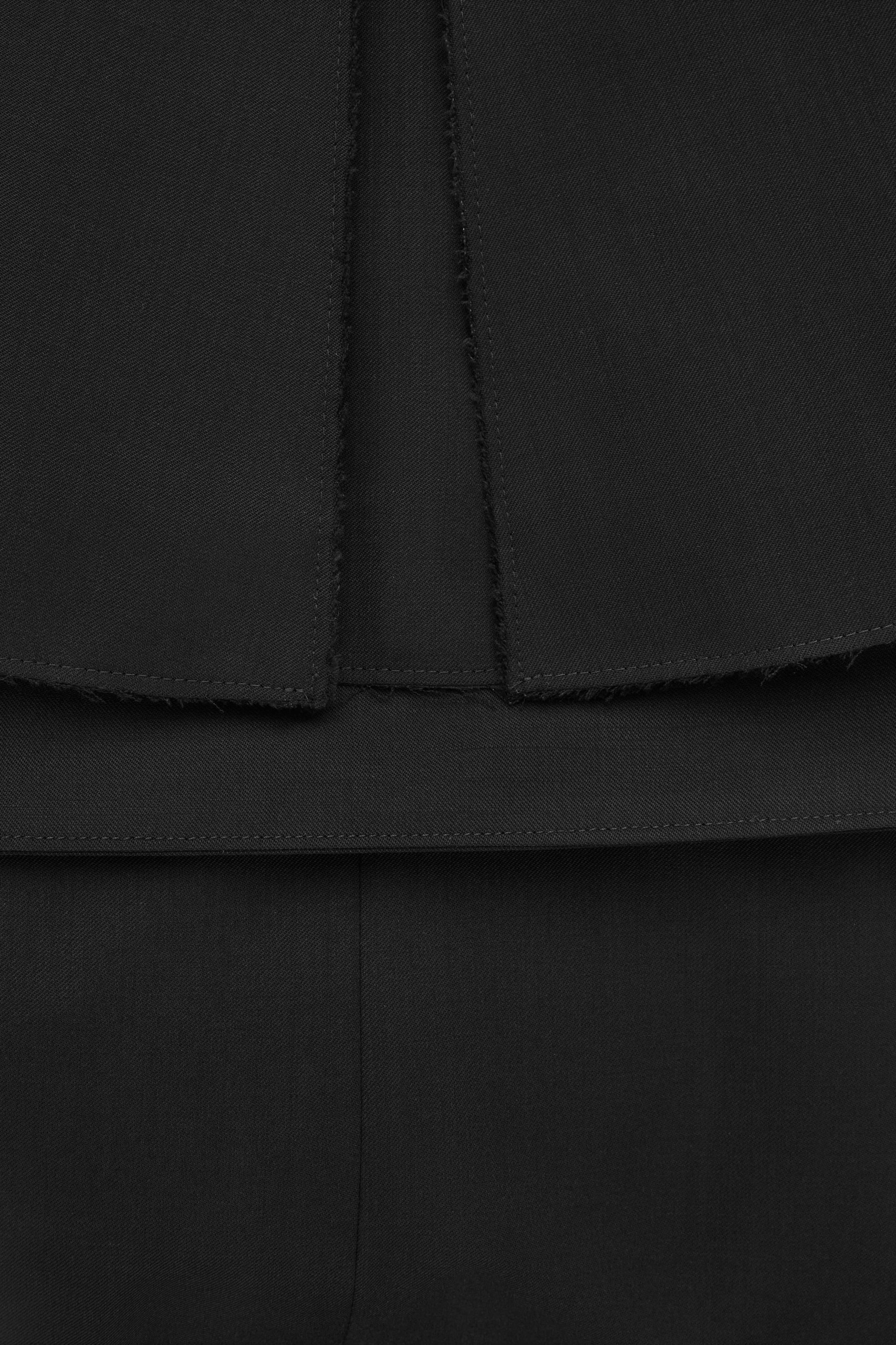 StillMedia/DescriptiveDetail