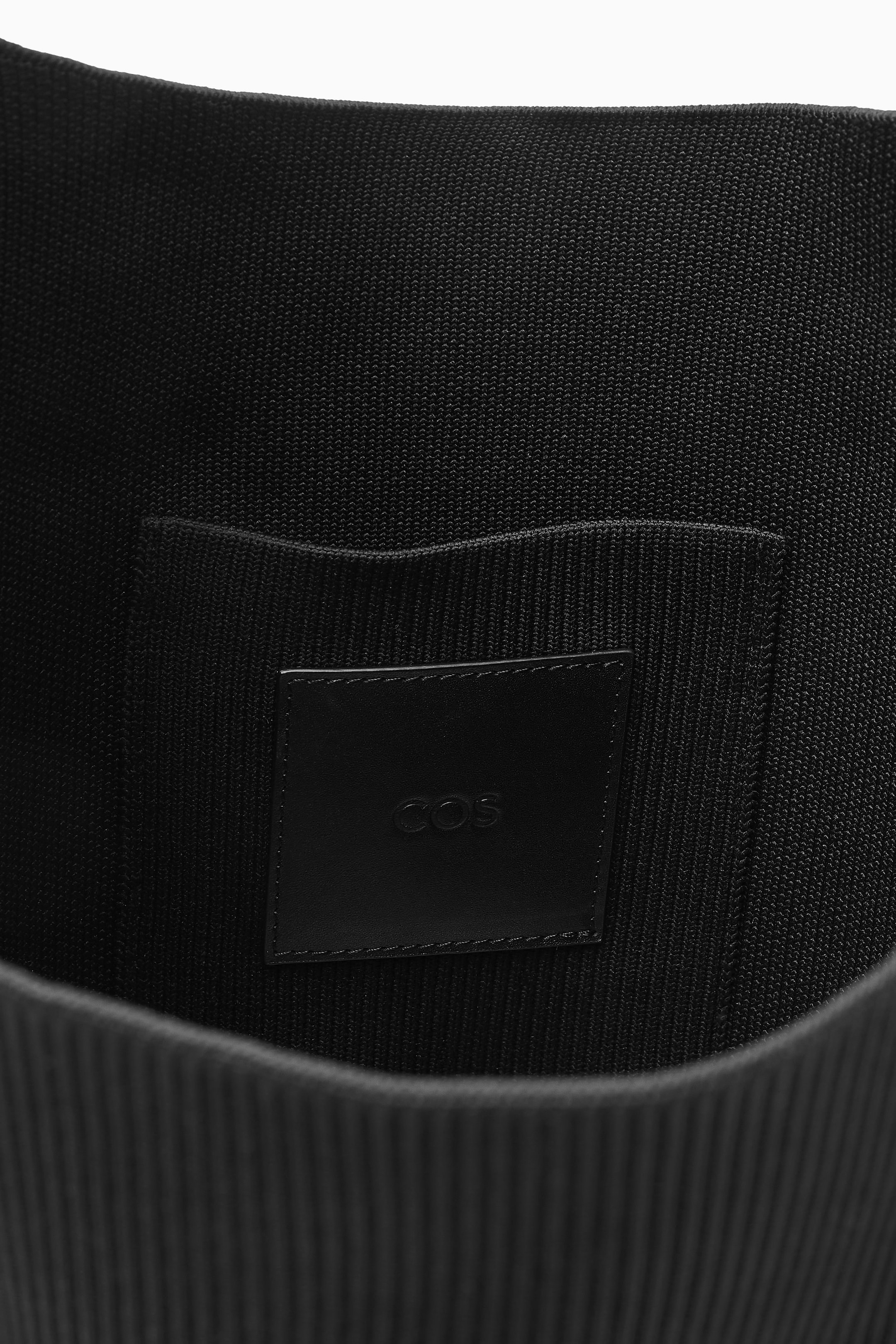 StillMedia/DescriptiveDetail