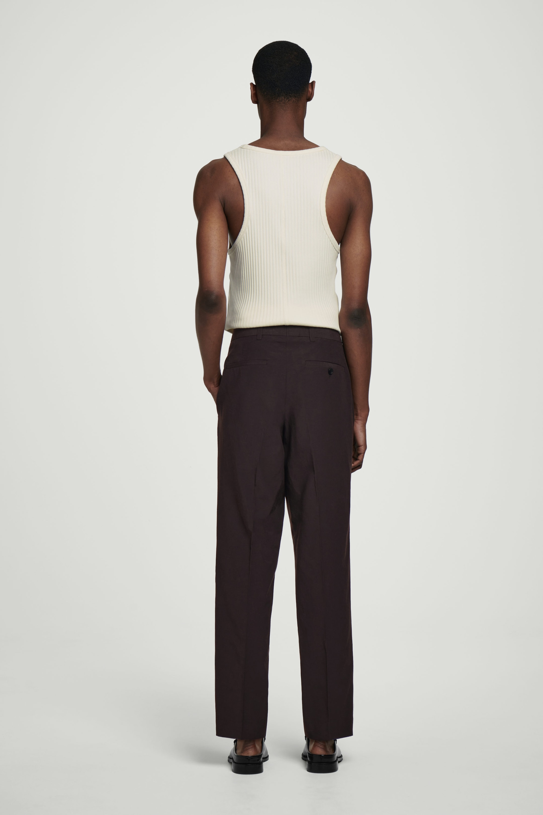 TAILORED STRAIGHT-LEG PANTS
