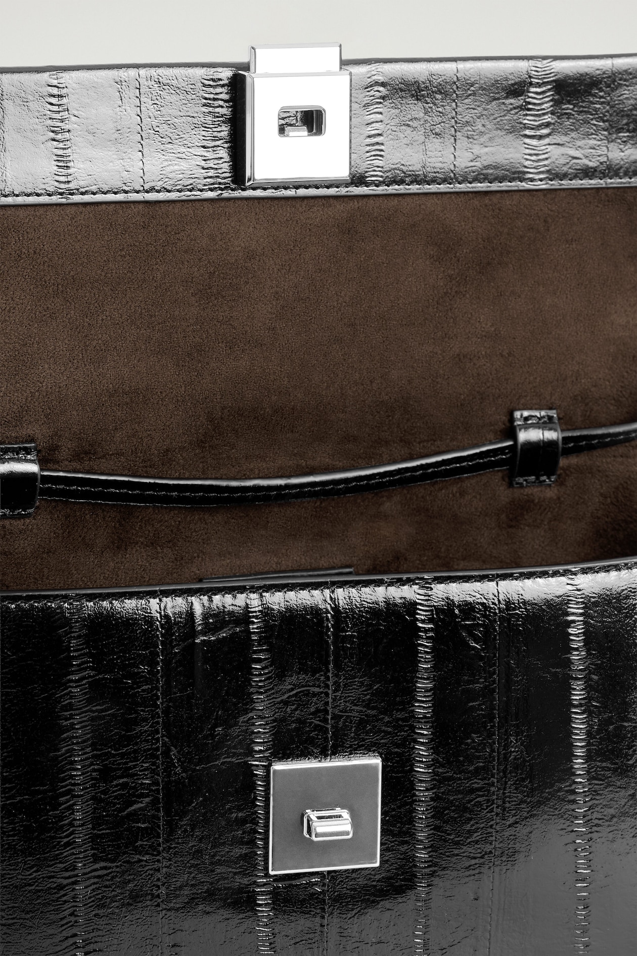 PARQUET SHOULDER BAG - EEL-EFFECT LEATHER — BLACK / EEL EFFECT