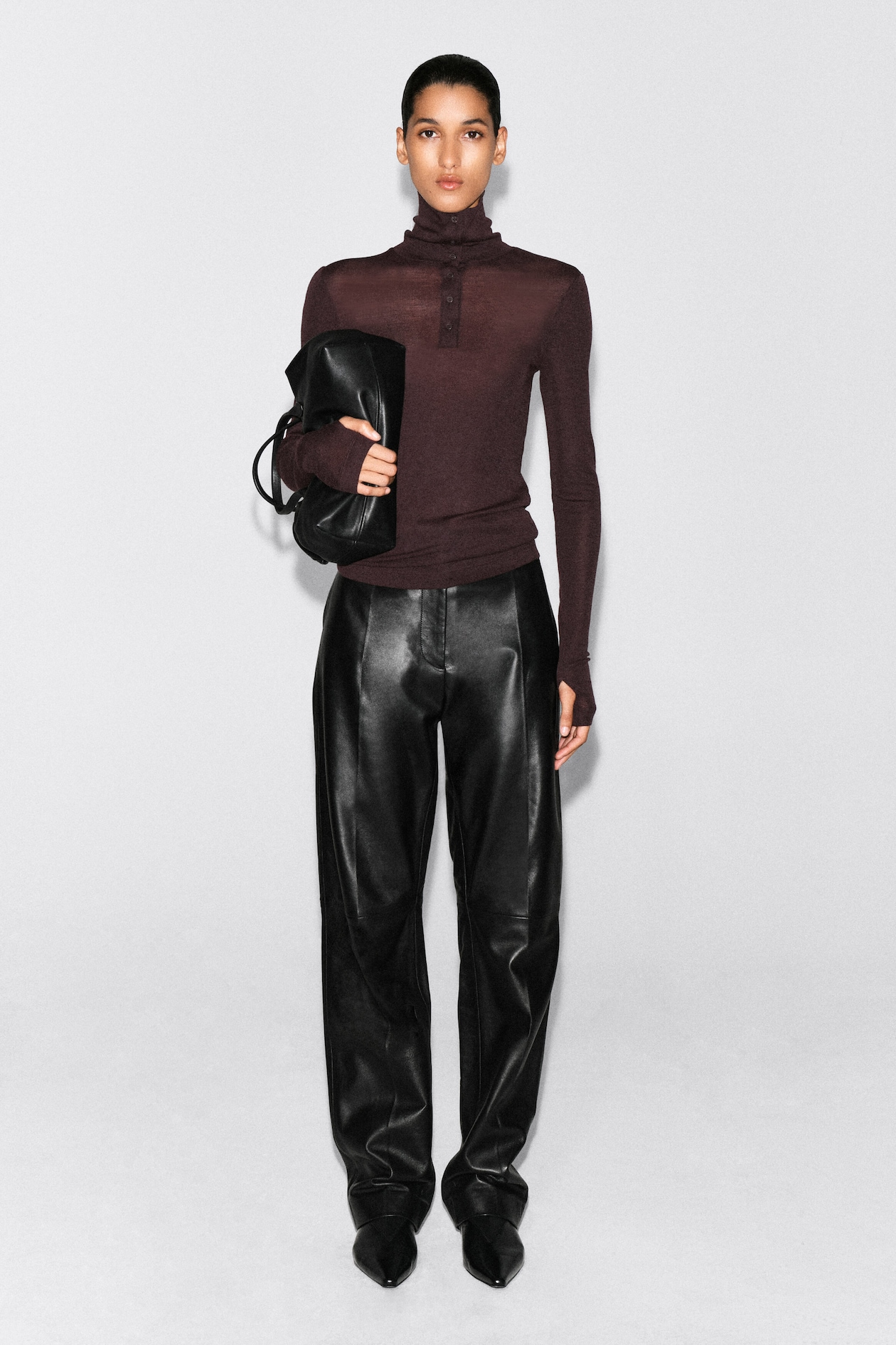 MERINO WOOL BUTTONED MOCK-NECK TOP — BURGUNDY
