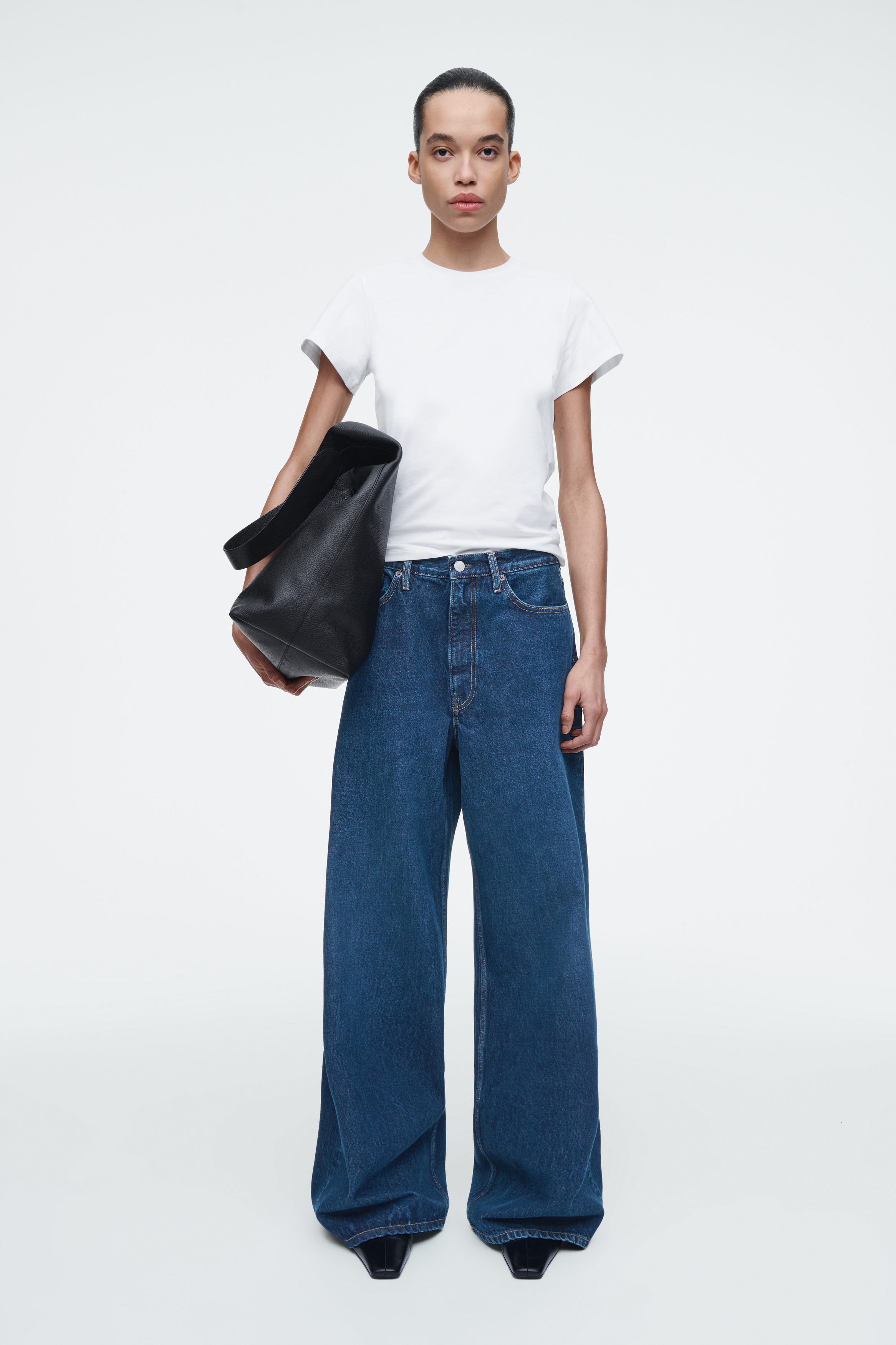 WIDE-LEG HIGH-RISE FULL-LENGTH JEANS ワイドレッグハイライズ
