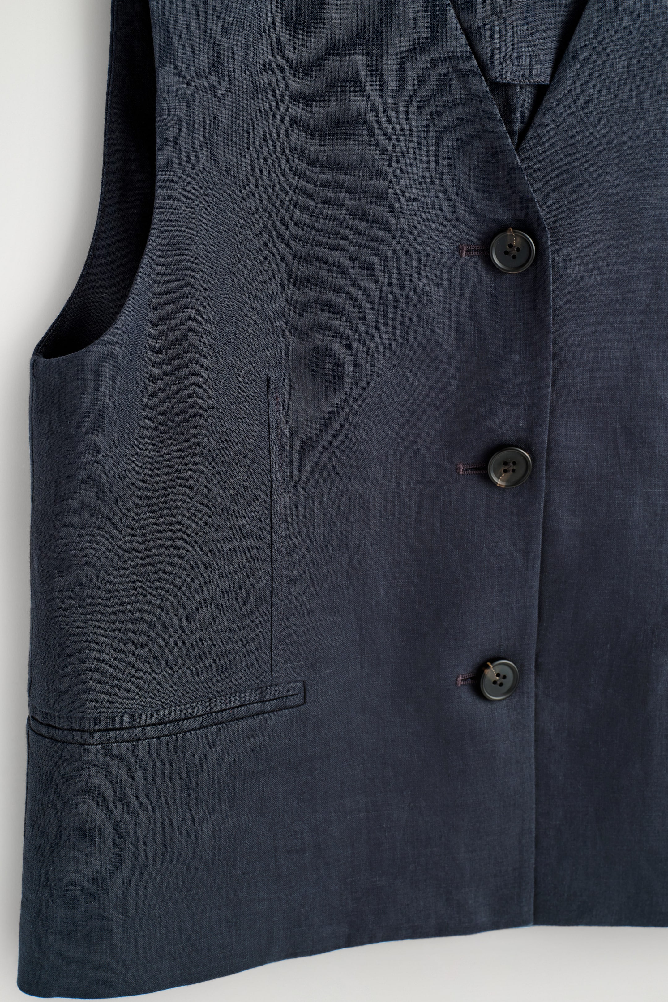 StillMedia/DescriptiveDetail